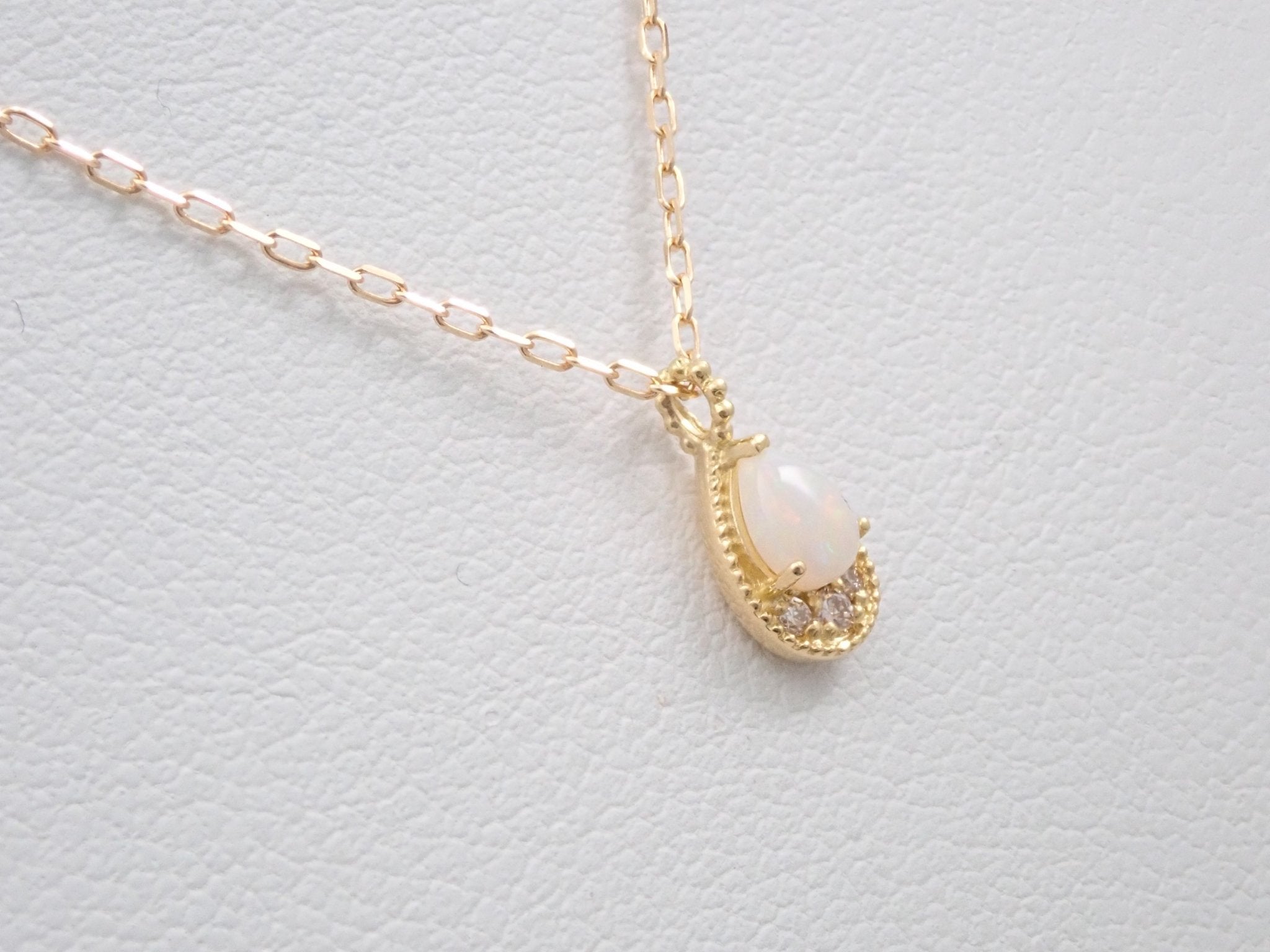 K18ホワイトオパール0.10 ct ペンダント(ネックレス) - KARATZ STORE|カラッツSTORE