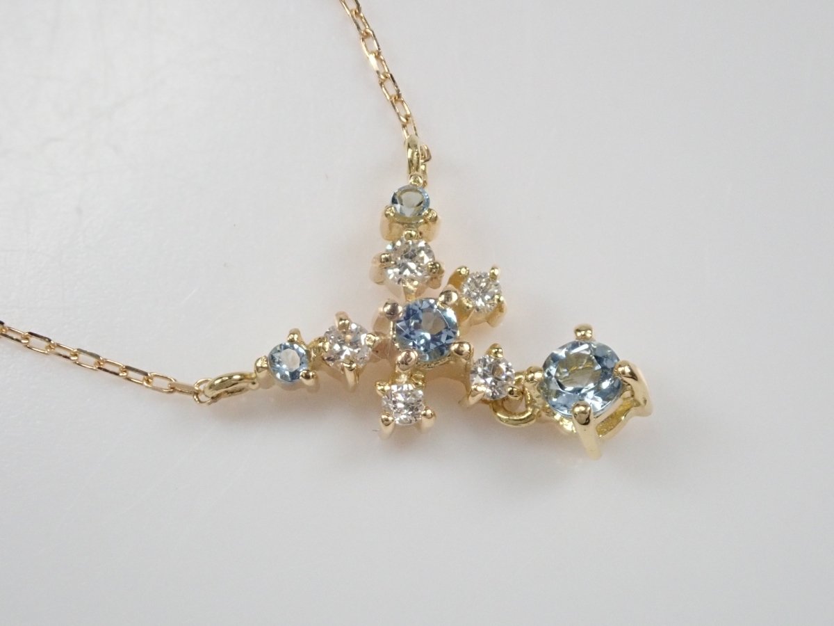 K18アクアマリン0.10ct ペンダント(ネックレス) - カラッツSTORE
