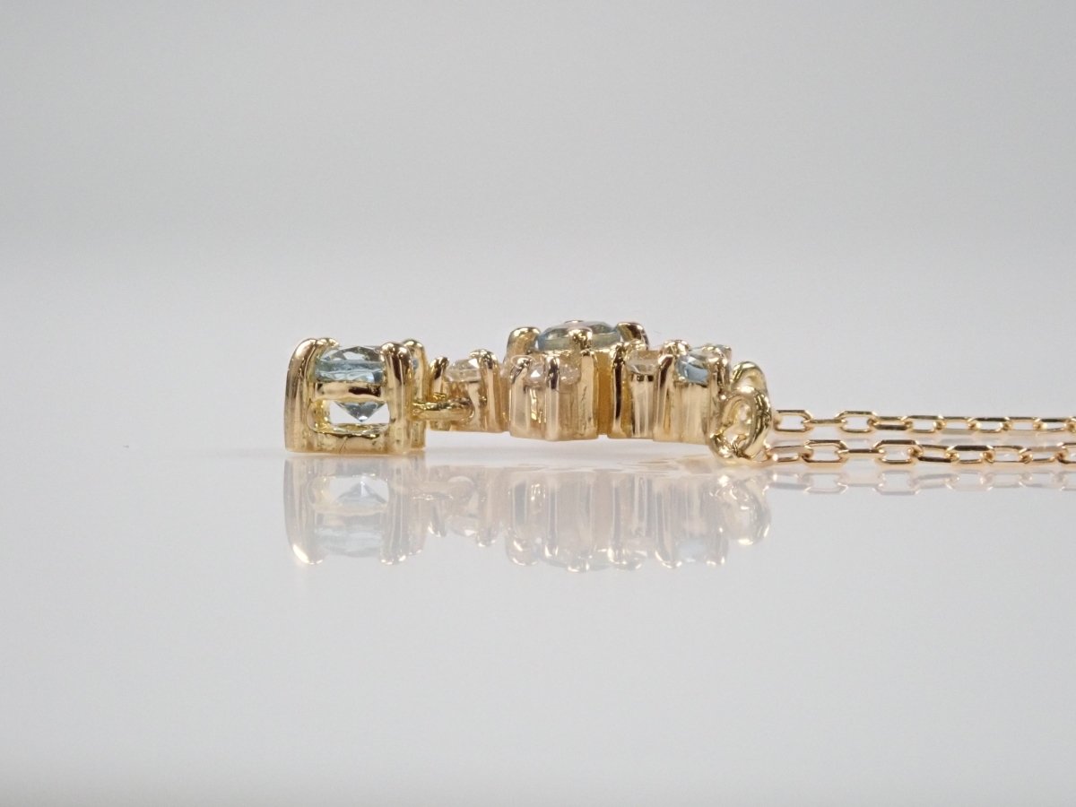 K18アクアマリン0.10ct ペンダント(ネックレス) - カラッツSTORE