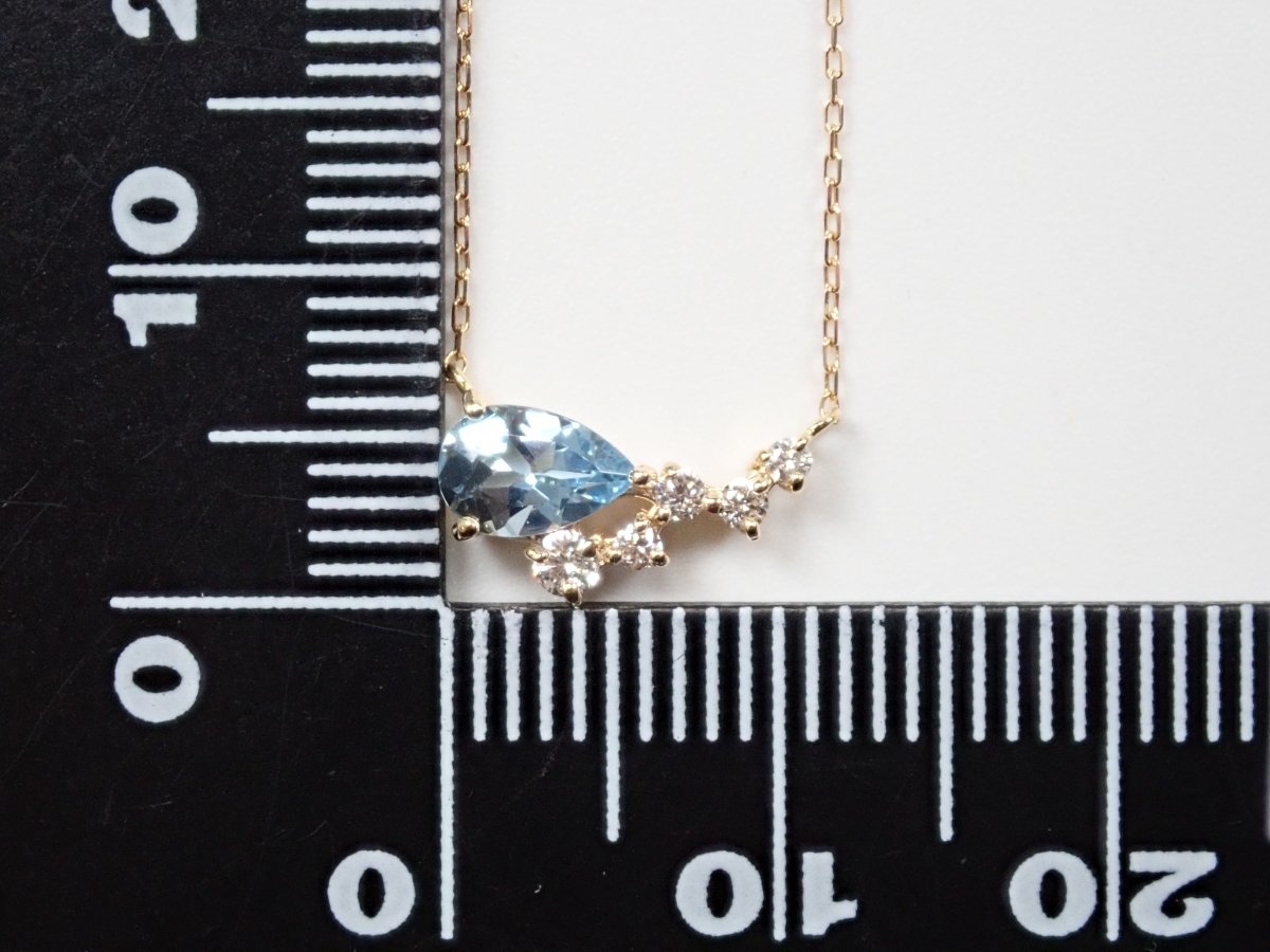 K18アクアマリン0.30ct ペンダント(ネックレス) - カラッツSTORE