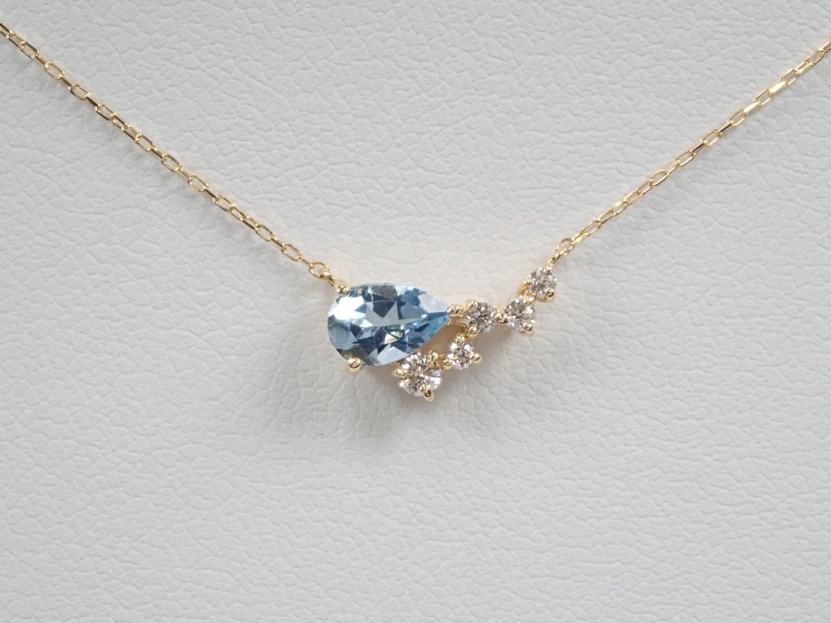 K18アクアマリン0.30ct ペンダント(ネックレス) - カラッツSTORE