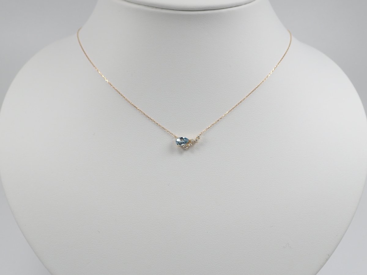 K18アクアマリン0.30ct ペンダント(ネックレス) - カラッツSTORE