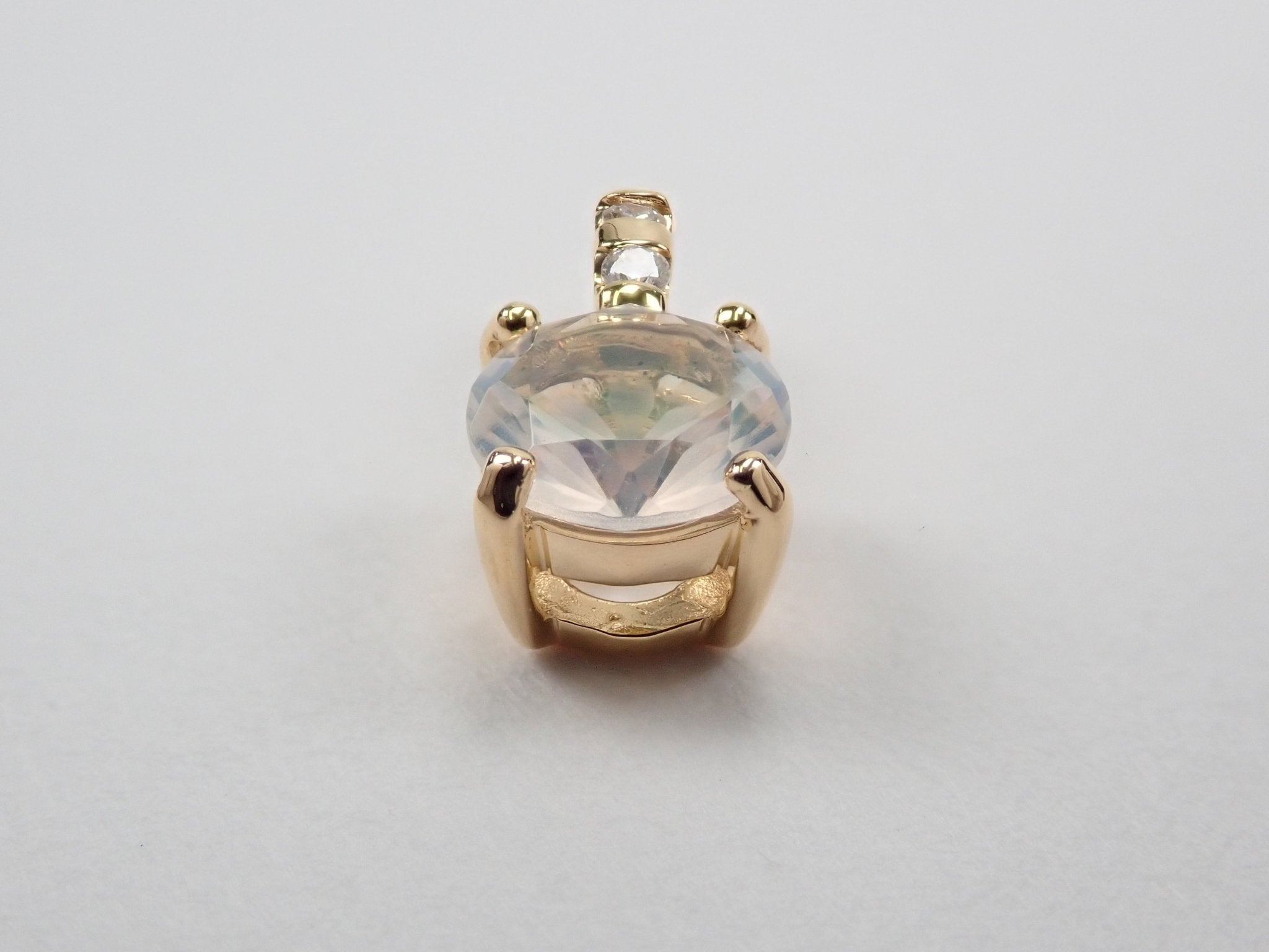 K18ウォーターオパール0.37ct ペンダントトップ(さくらインカット) - KARATZ STORE|カラッツSTORE