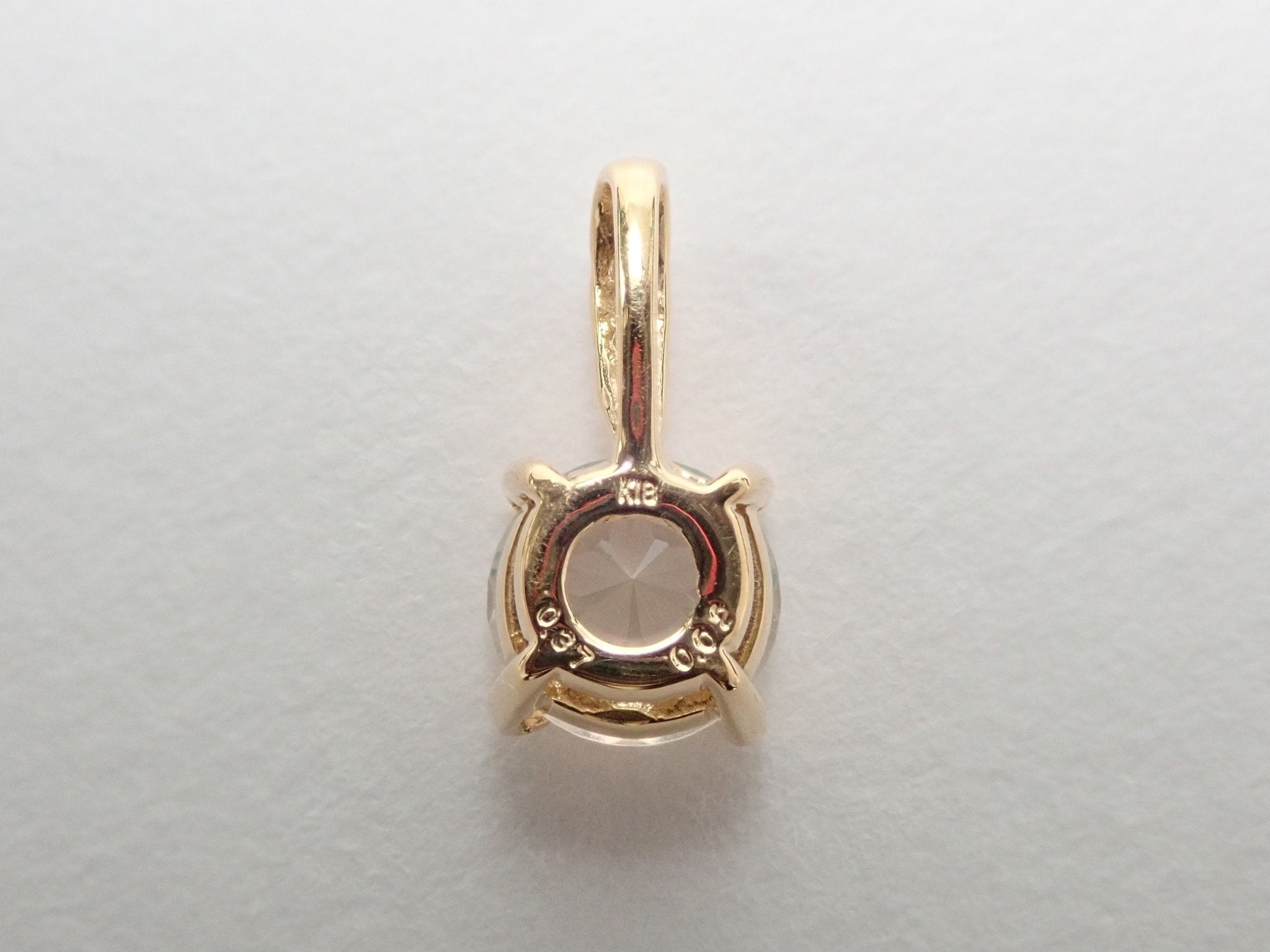 K18ウォーターオパール0.37ct ペンダントトップ(さくらインカット) - KARATZ STORE|カラッツSTORE