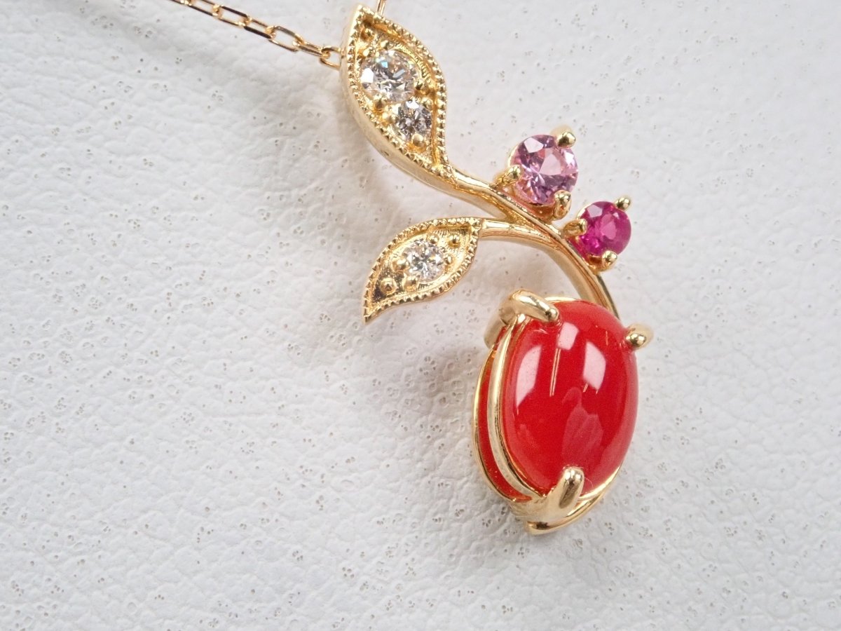 K18血赤珊瑚0.48ct ペンダント(ネックレス) - カラッツSTORE