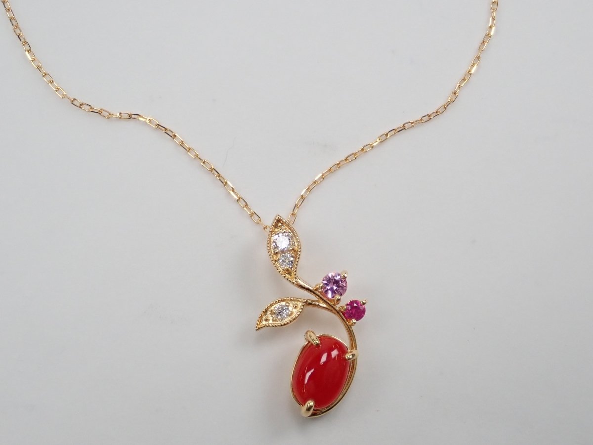 K18血赤珊瑚0.48ct ペンダント(ネックレス) - カラッツSTORE