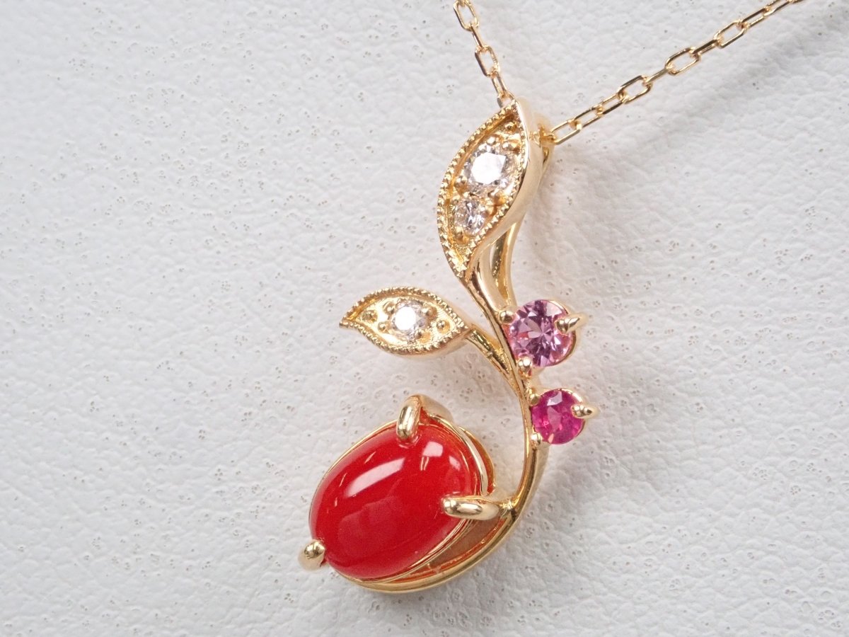 K18血赤珊瑚0.48ct ペンダント(ネックレス) - カラッツSTORE
