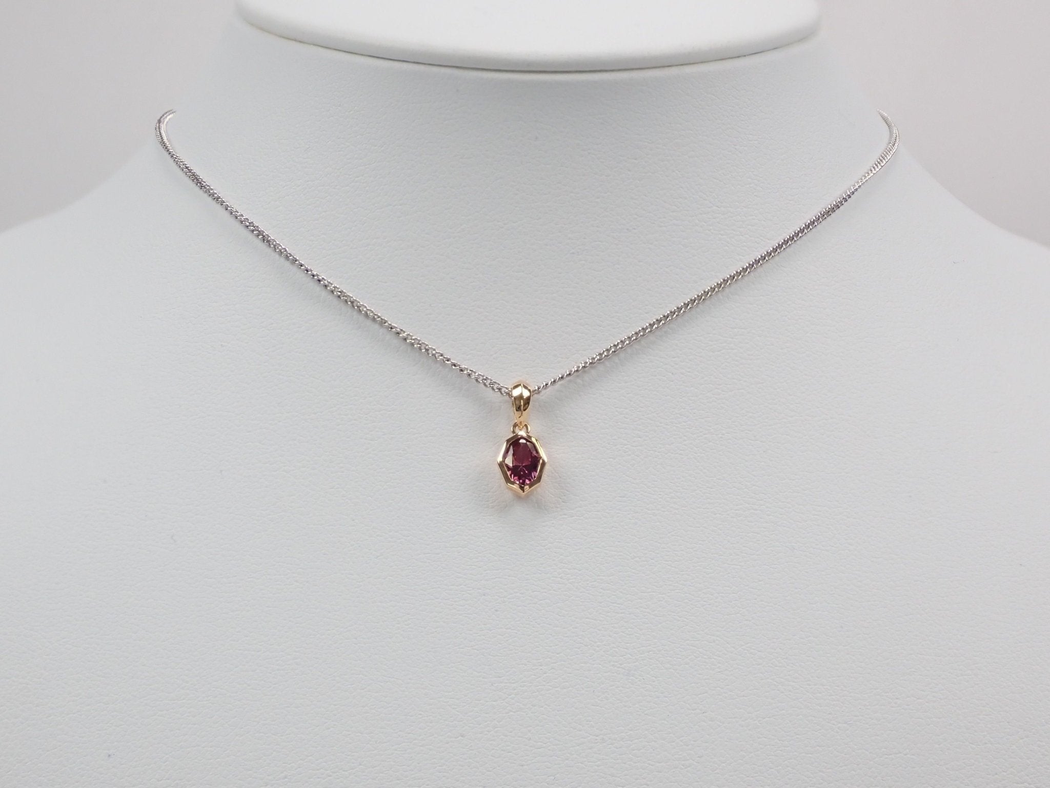 K18スピネル0.548ct ペンダントトップ(ネックレストップ) - KARATZ STORE|カラッツSTORE