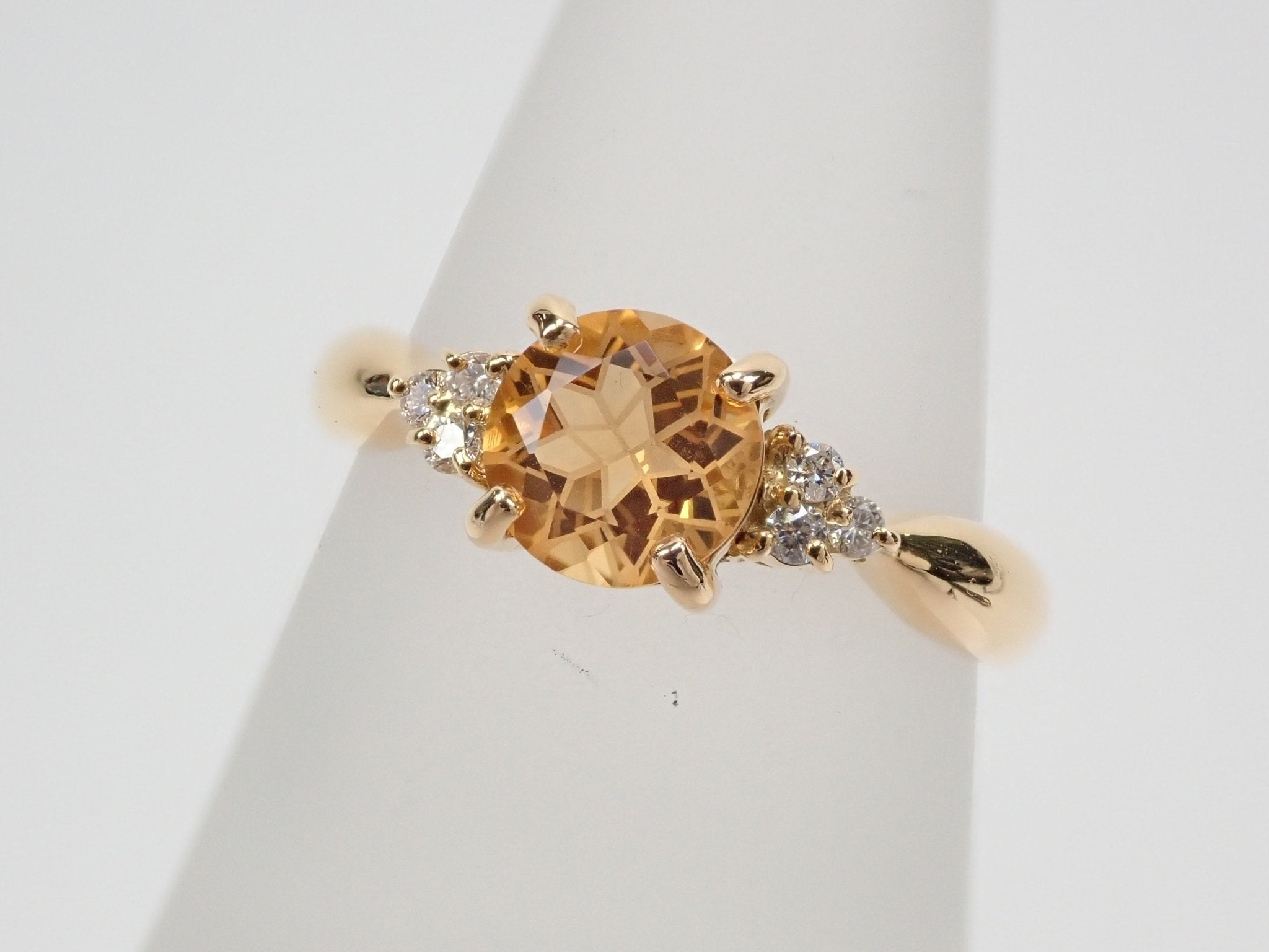 K18シトリン0.66ct リング(ダンデライオンカット) - KARATZ STORE|カラッツSTORE