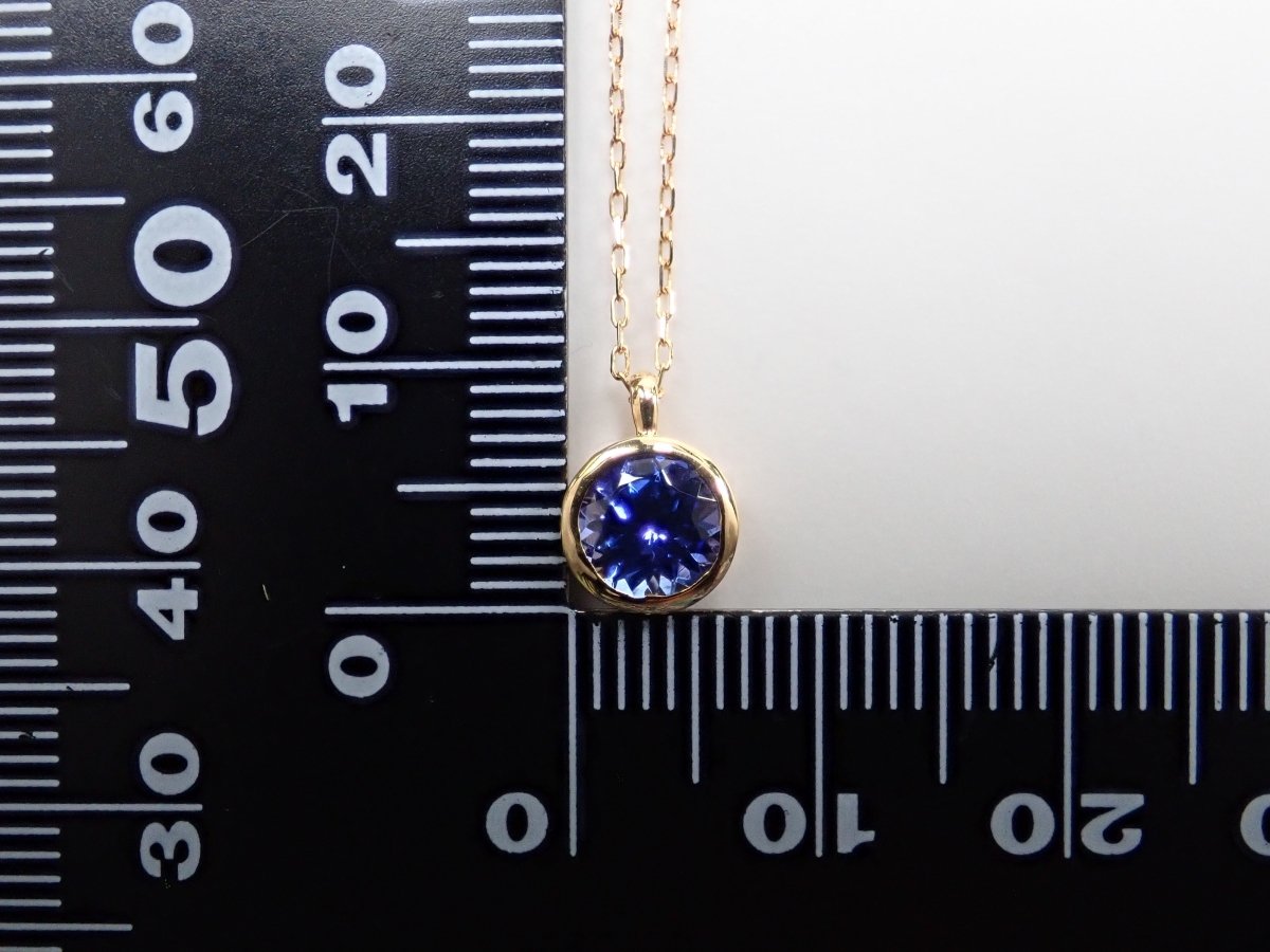 K18タンザナイト0.78ct ペンダント(ネックレス) - カラッツSTORE