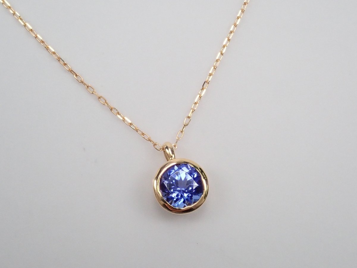 K18タンザナイト0.78ct ペンダント(ネックレス) - カラッツSTORE