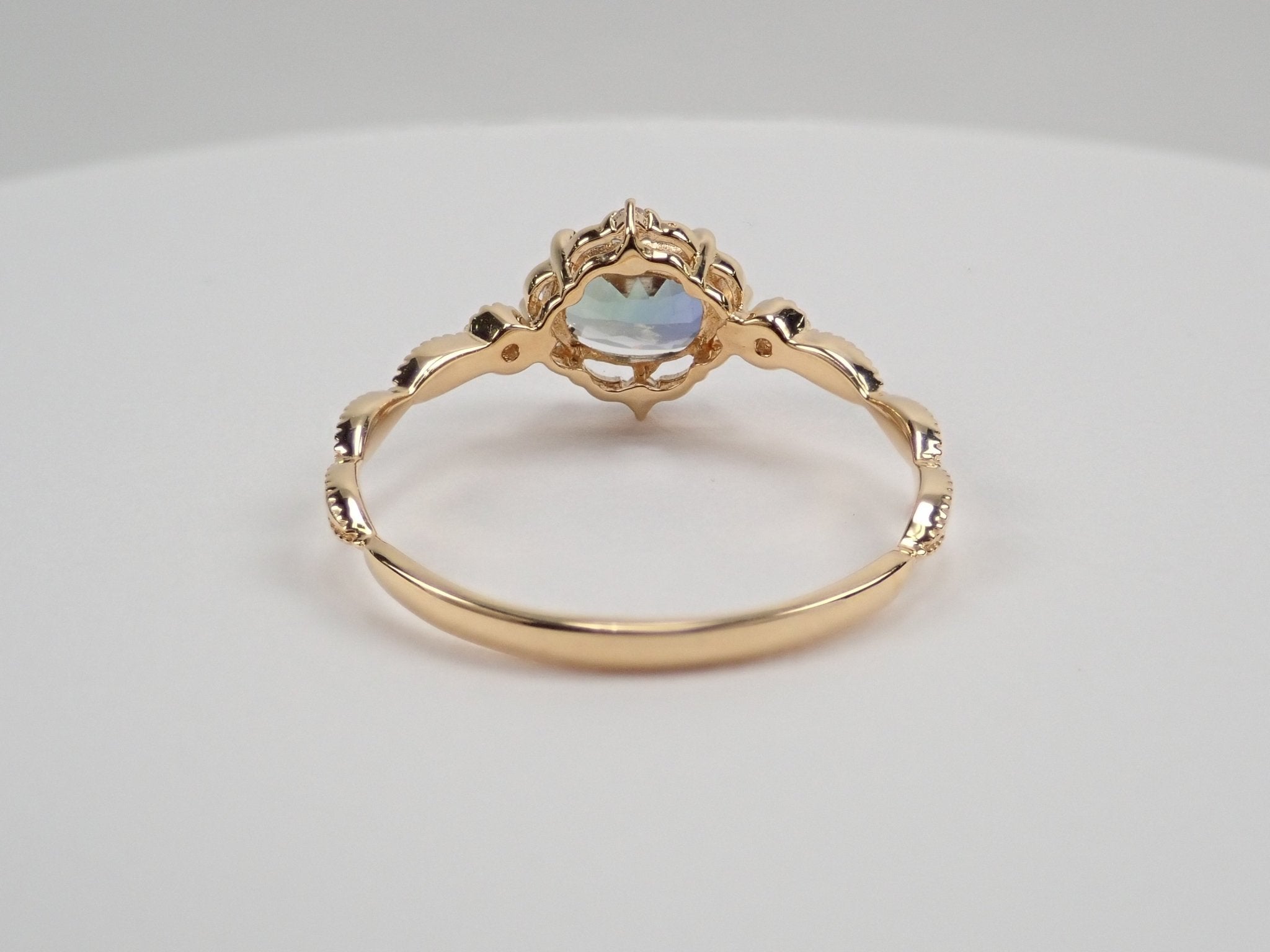 K18バイカラータンザナイト0.84ct ダイヤモンドリング - KARATZ STORE|カラッツSTORE