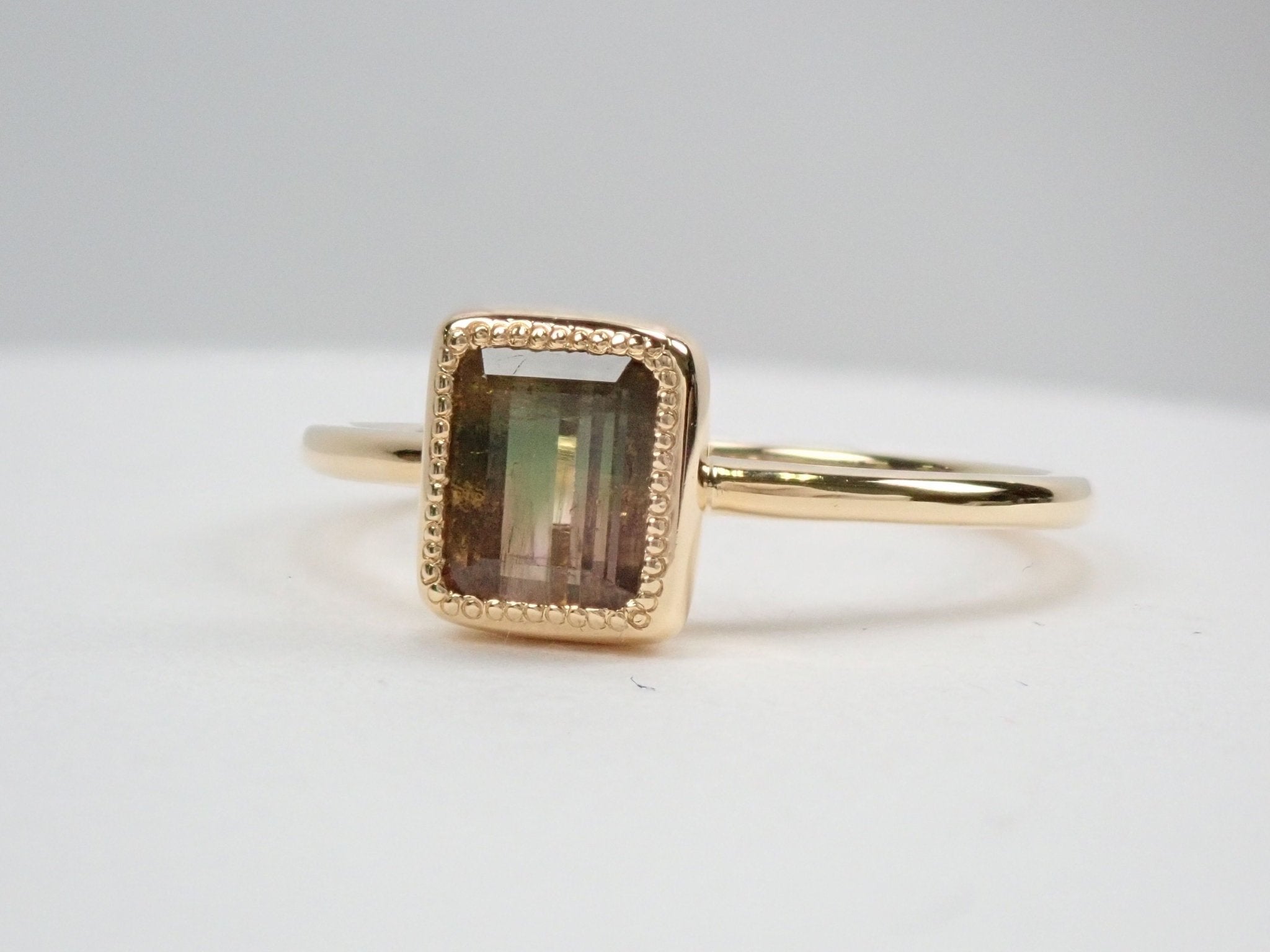 K18バイカラートルマリン1.087ct リング - KARATZ STORE|カラッツSTORE