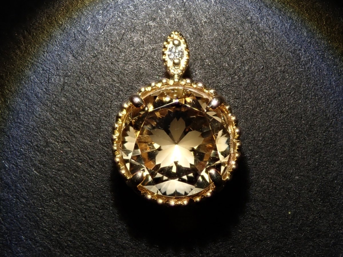 さくらインカット】K18シトリン1.60ct ペンダントトップ