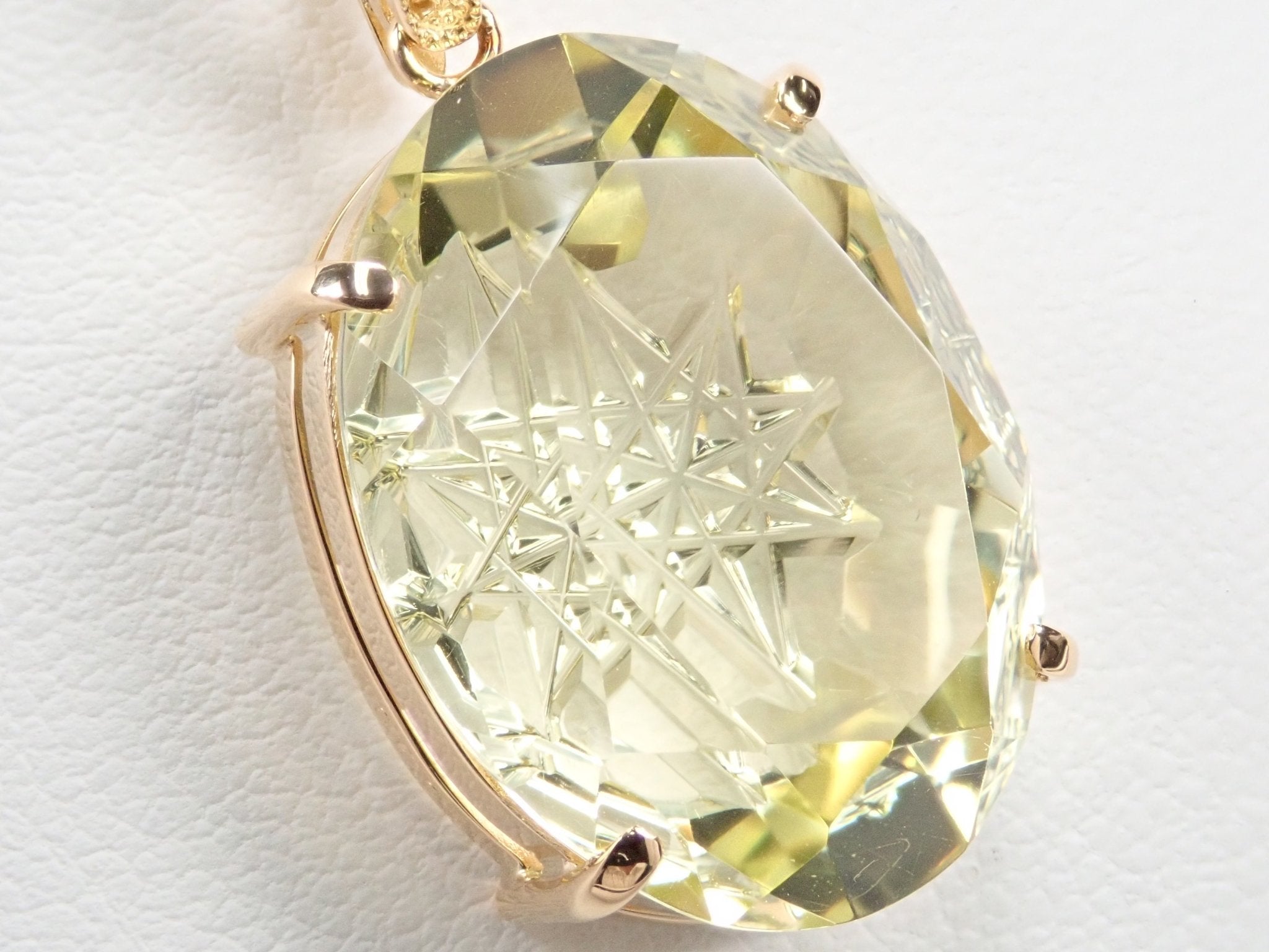 K18レモンクォーツ16.465ct・ダイヤモンドペンダント(甲州貴石切子) - KARATZ STORE|カラッツSTORE