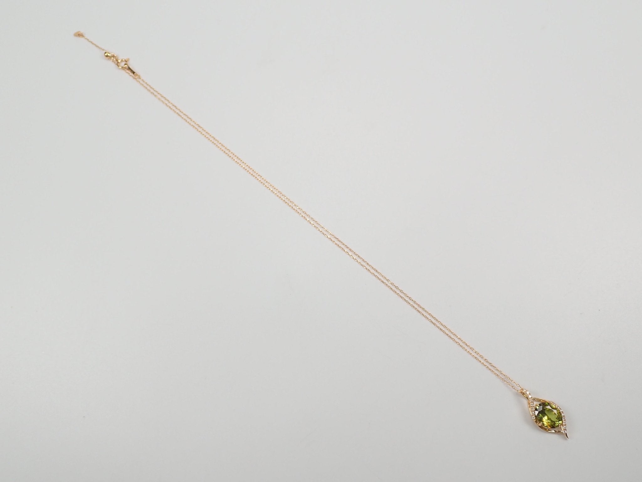 K18スフェーン2.48ct ペンダント(ネックレス) - KARATZ STORE|カラッツSTORE