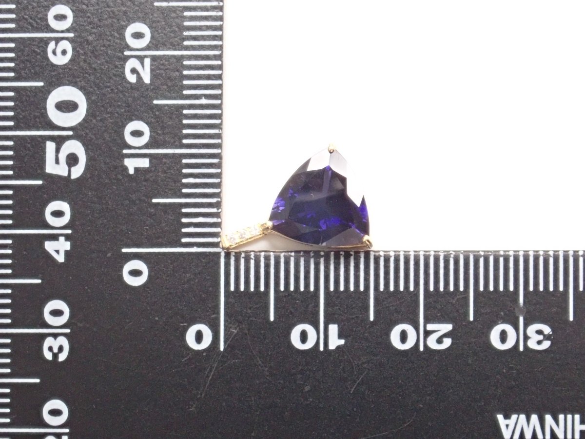 K18アイオライト3.48ct ペンダントトップ(ネックレストップ) - カラッツSTORE