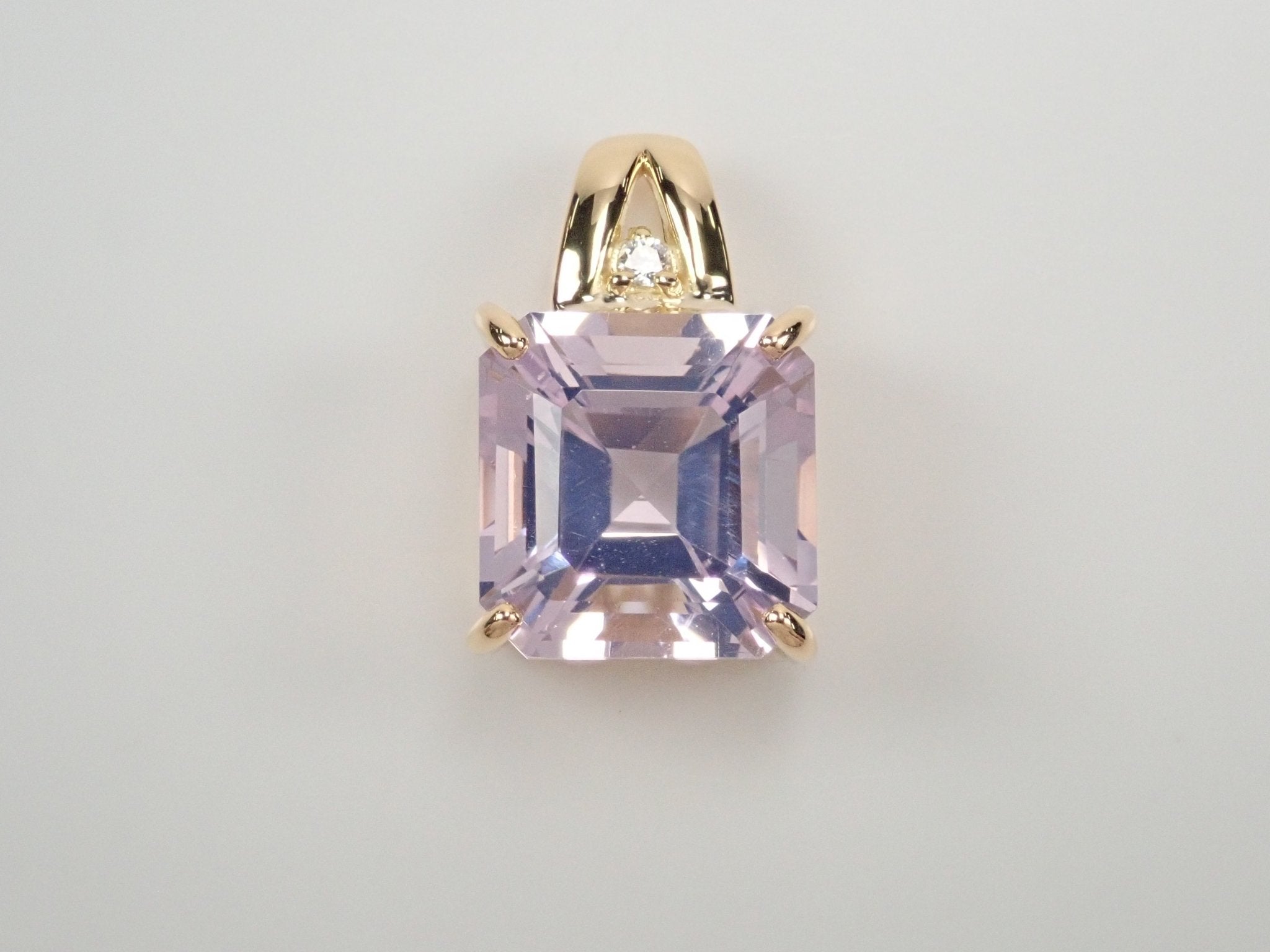 K18ラベンダークォーツ(スコロライト)4.00ct ペンダントトップ - KARATZ STORE|カラッツSTORE