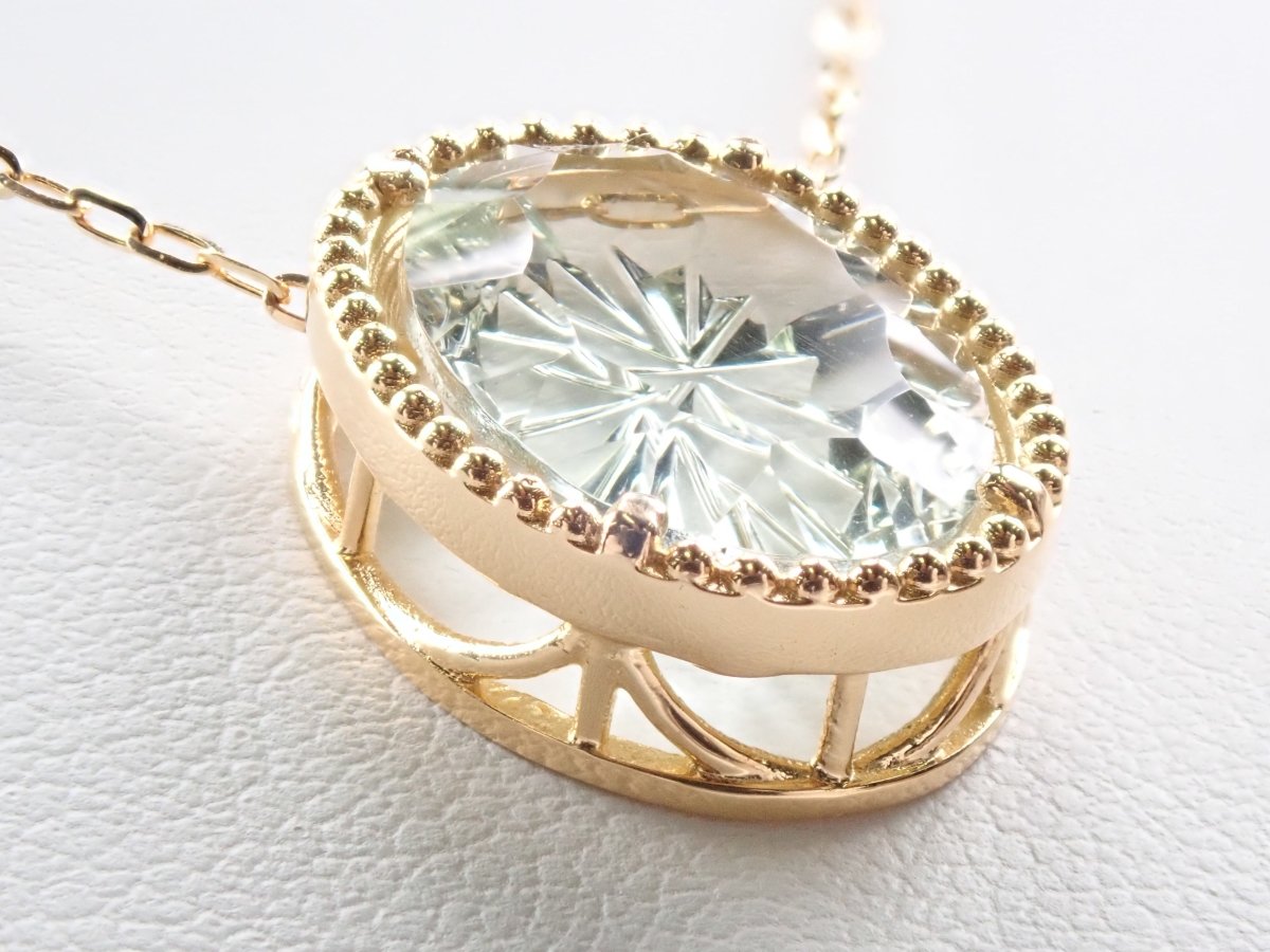 【甲州貴石切子】K18グリーンクォーツ4.592ct ペンダント(2wayタイプ) - カラッツSTORE