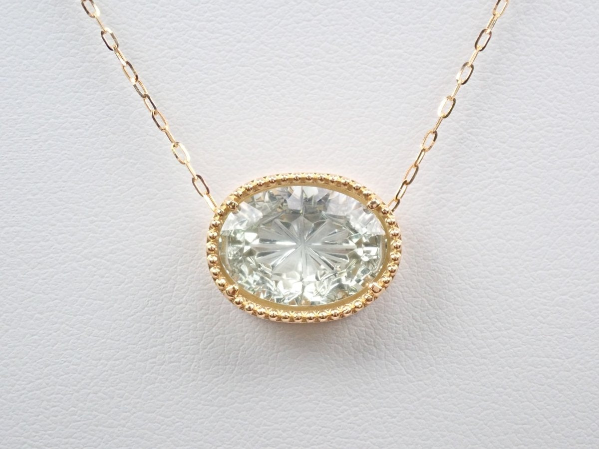 【甲州貴石切子】K18グリーンクォーツ4.592ct ペンダント(2wayタイプ) - カラッツSTORE