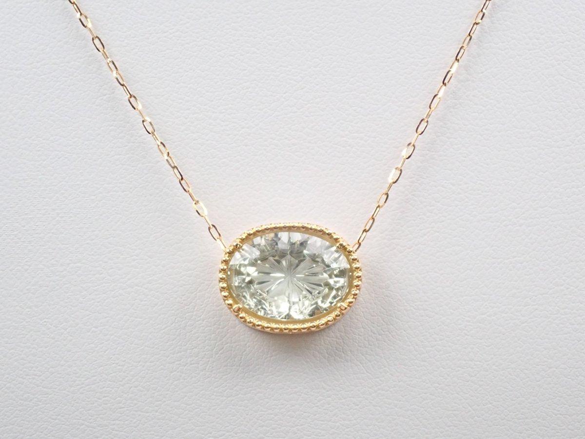 【甲州貴石切子】K18グリーンクォーツ4.592ct ペンダント(2wayタイプ) - カラッツSTORE