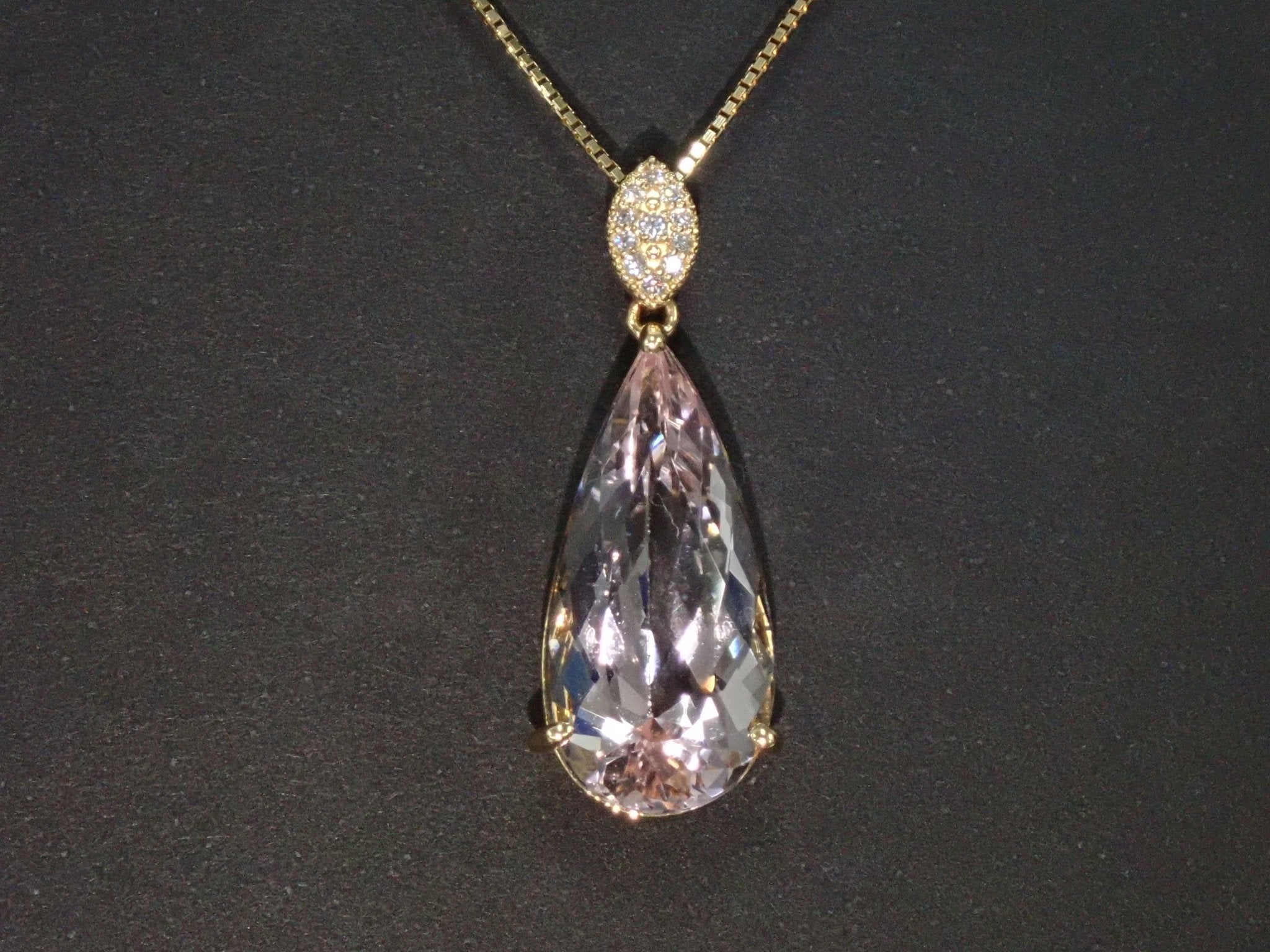 K18モルガナイト8.25ct ペンダント(ネックレス) - KARATZ STORE|カラッツSTORE