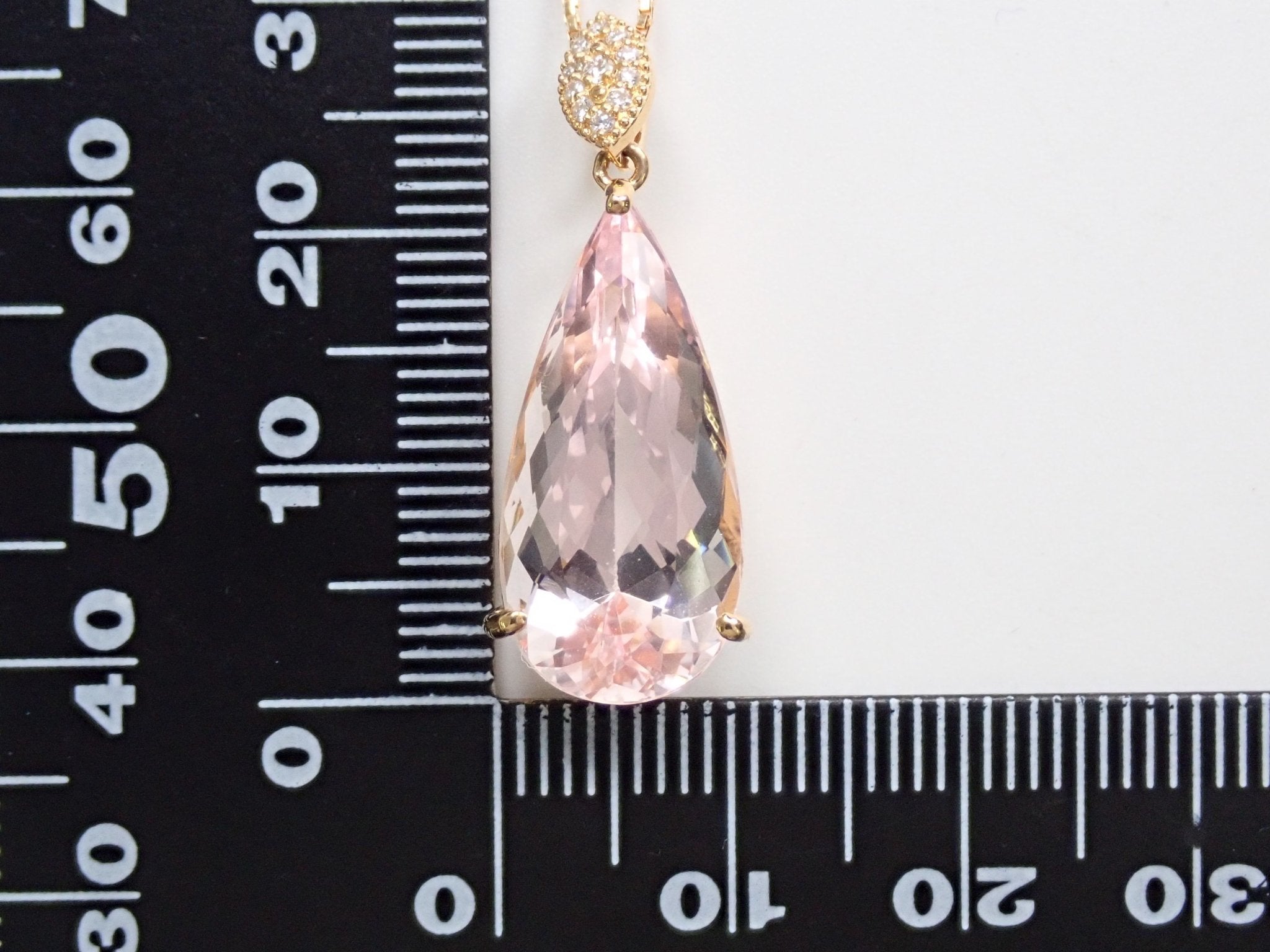 K18モルガナイト8.25ct ペンダント(ネックレス) - KARATZ STORE|カラッツSTORE
