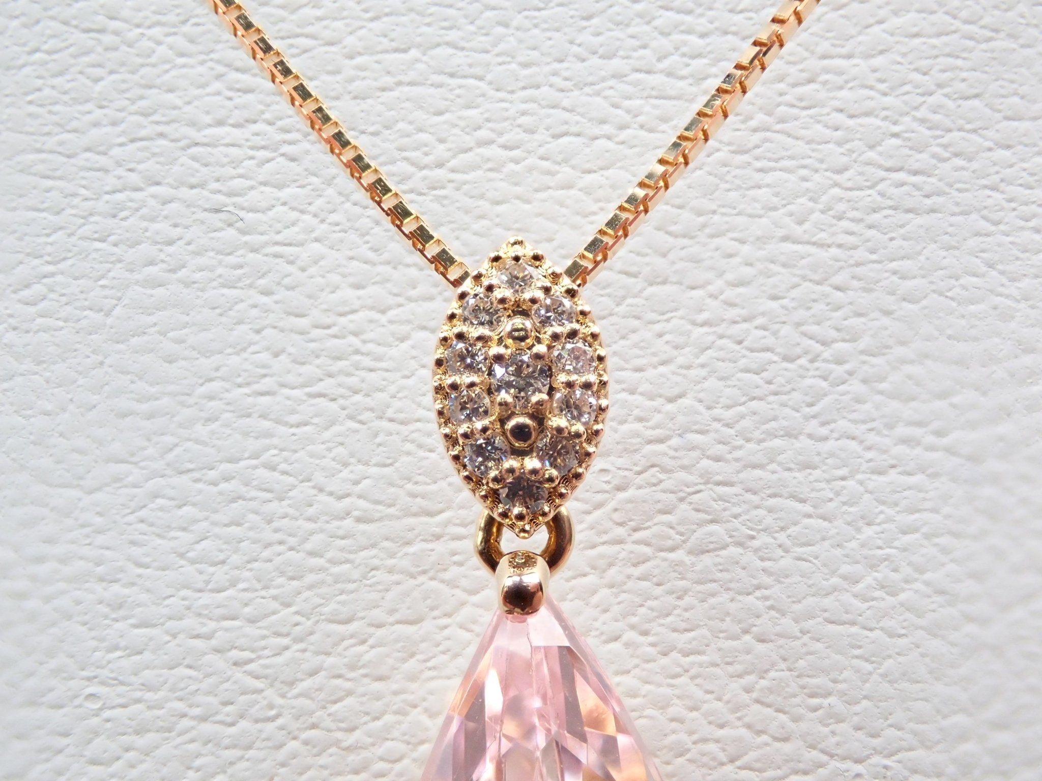 K18モルガナイト8.25ct ペンダント(ネックレス) - KARATZ STORE|カラッツSTORE