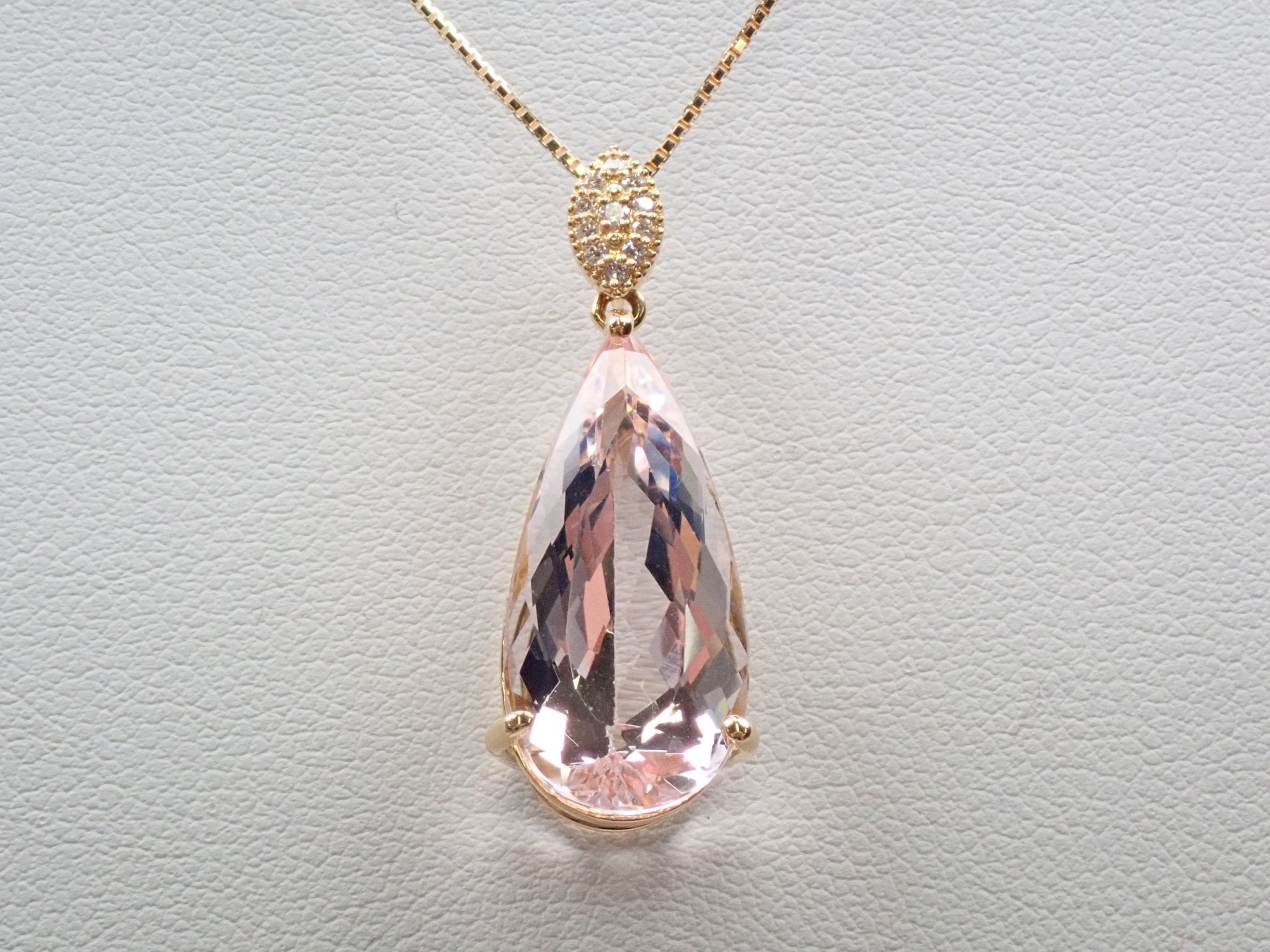 K18モルガナイト8.25ct ペンダント(ネックレス) - KARATZ STORE|カラッツSTORE