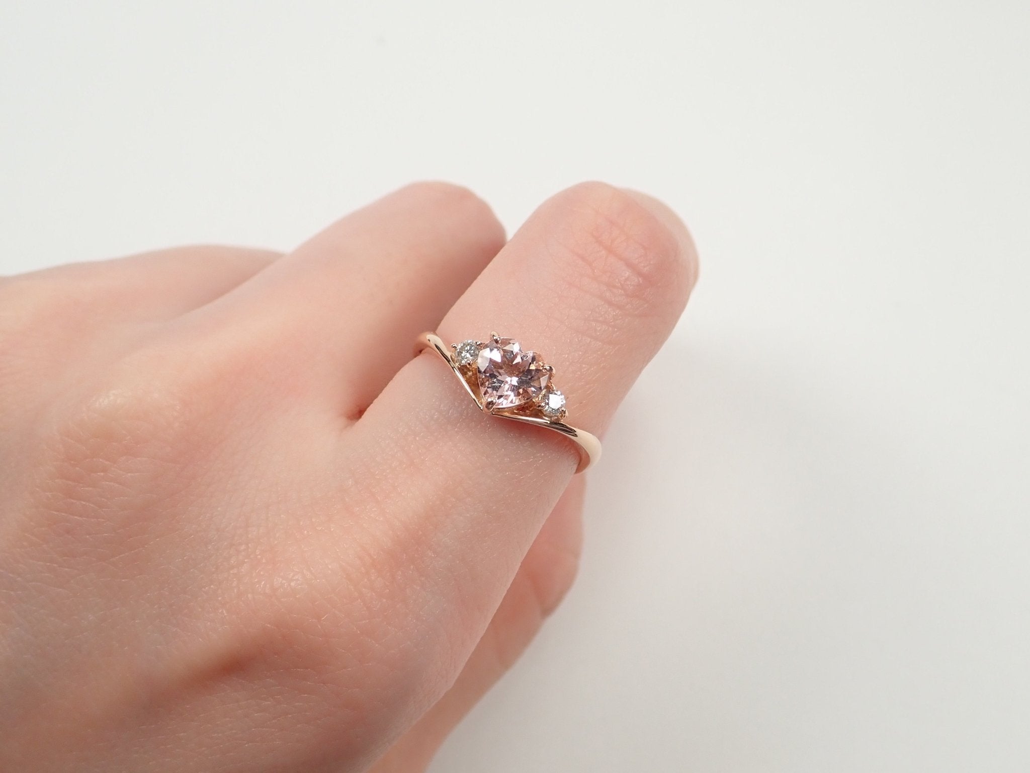 K18PGモルガナイト0.6ct・ダイヤモンドリング - KARATZ STORE|カラッツSTORE