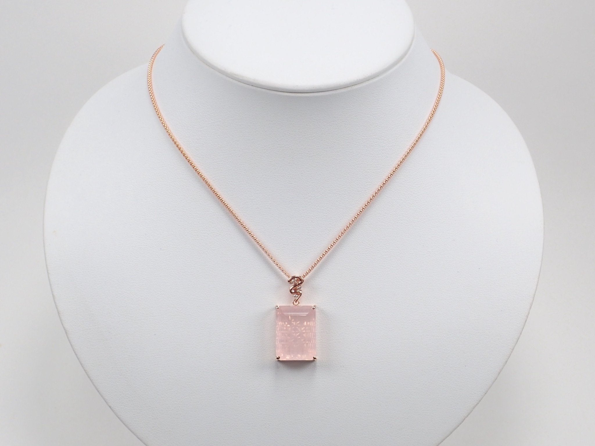 K18PGローズクォーツ15.964ct ペンダント(甲州貴石切子) - KARATZ STORE|カラッツSTORE