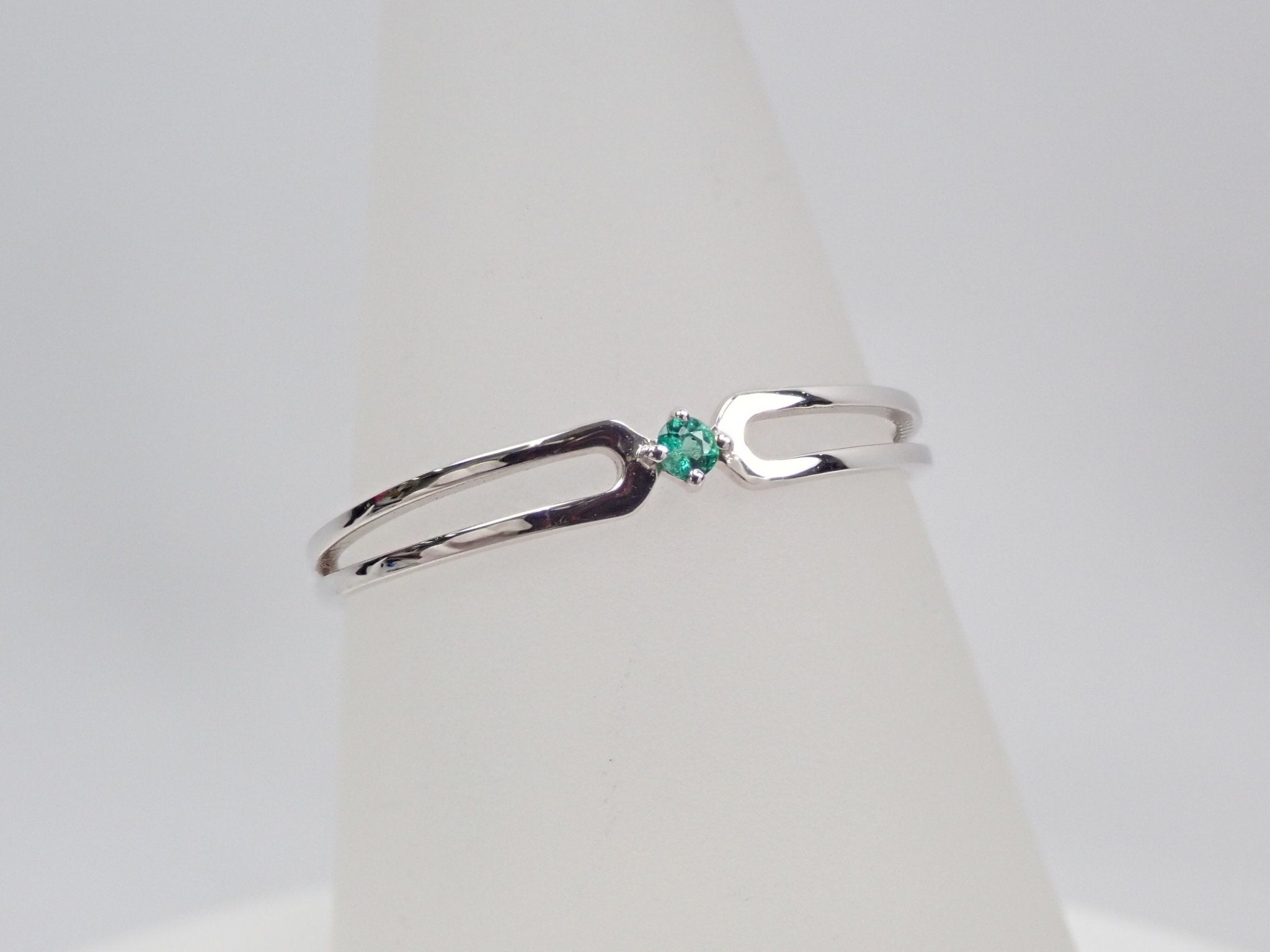 K18WGエメラルドリング - KARATZ STORE|カラッツSTORE