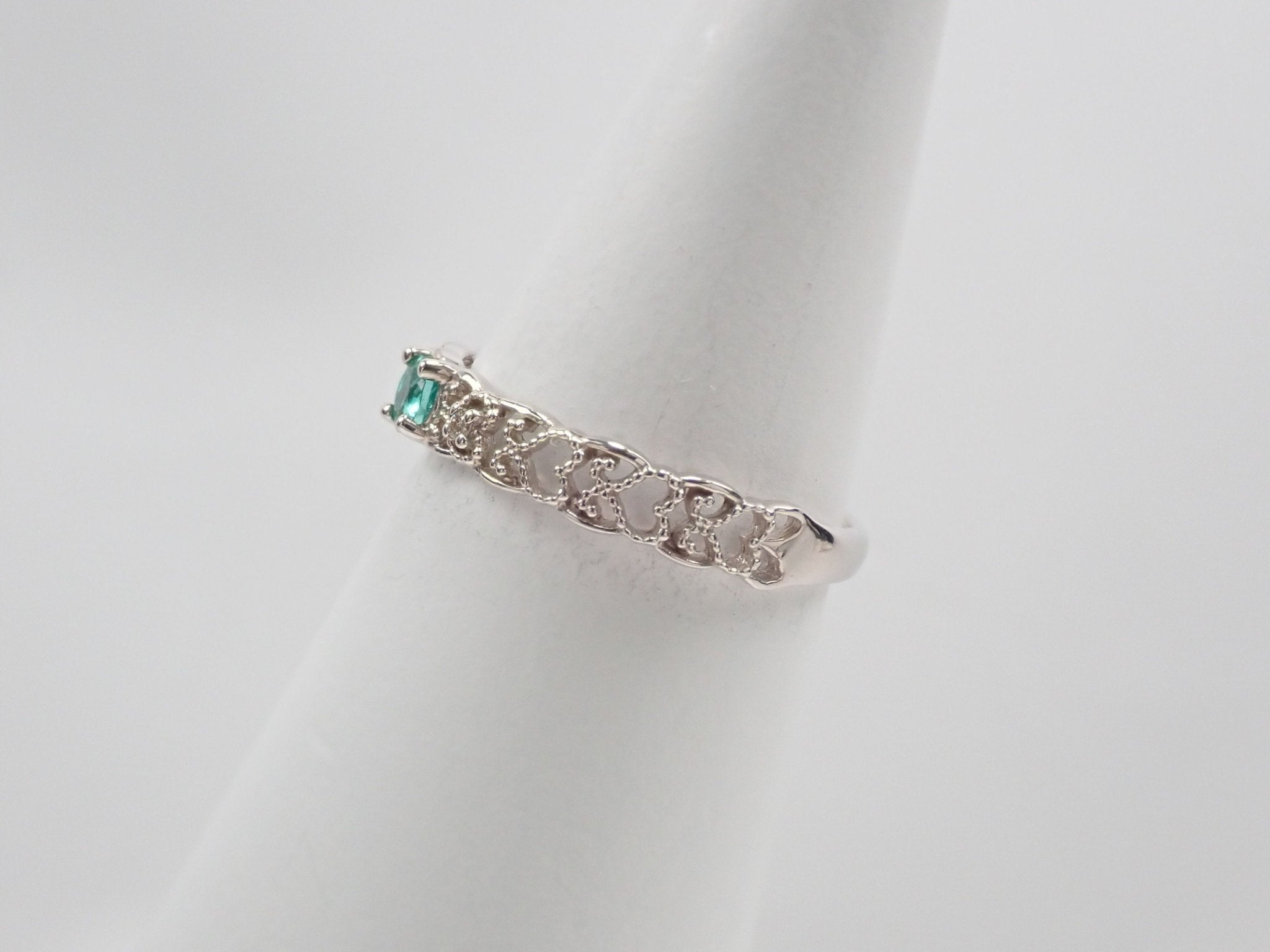 K18WGエメラルドリング - KARATZ STORE|カラッツSTORE