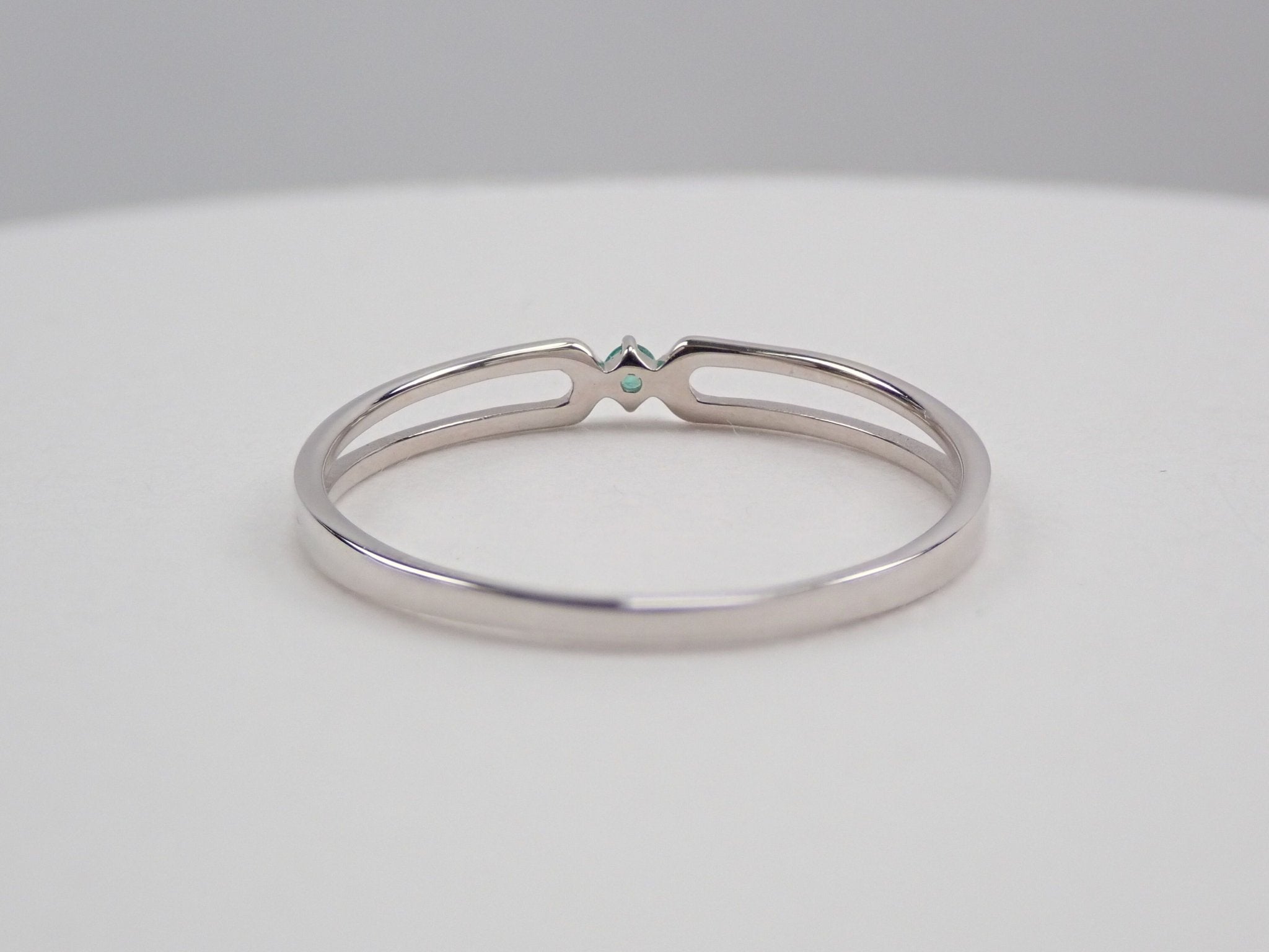 K18WGエメラルドリング - KARATZ STORE|カラッツSTORE