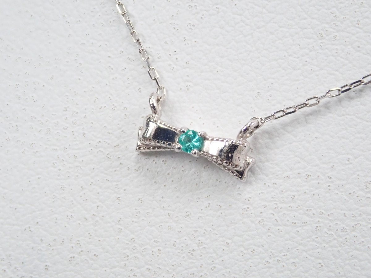 K18WGブラジル産パライバトルマリン0.01ct ペンダント(ネックレス) - カラッツSTORE
