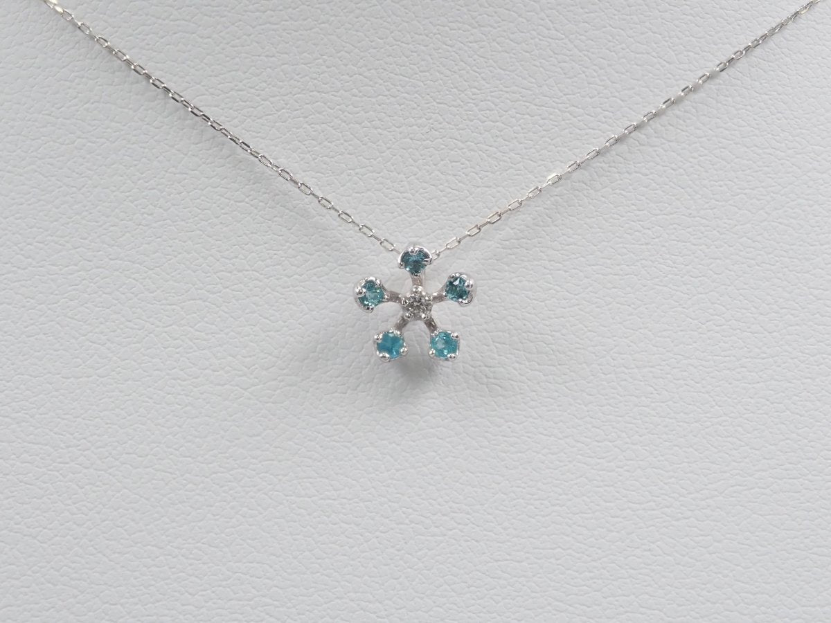 K18WGパライバトルマリン0.08ct ペンダント(ネックレス) - カラッツSTORE