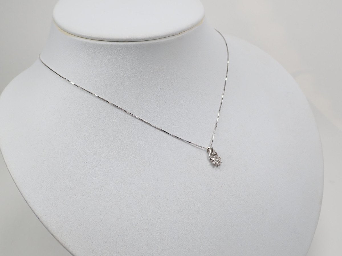K18WGダイヤモンド0.20ct ペンダント(ネックレス) - カラッツSTORE