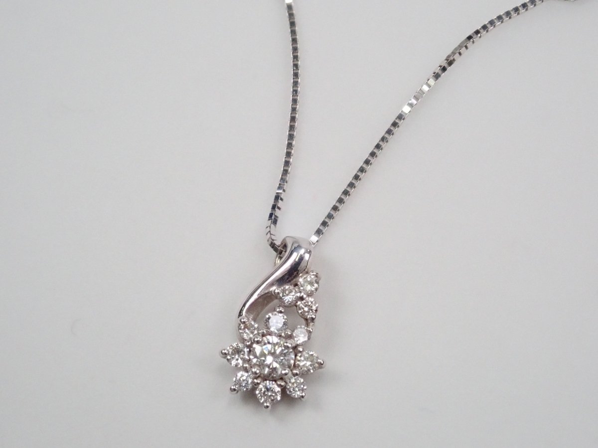 K18WGダイヤモンド0.20ct ペンダント(ネックレス) - カラッツSTORE