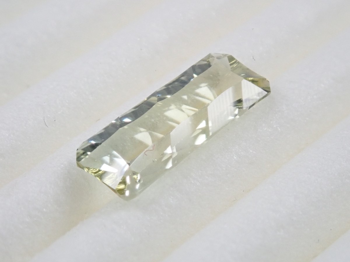 【KEN氏】アフリカ産バイカラートルマリン 0.950ctルース(ファントムカット) - カラッツSTORE