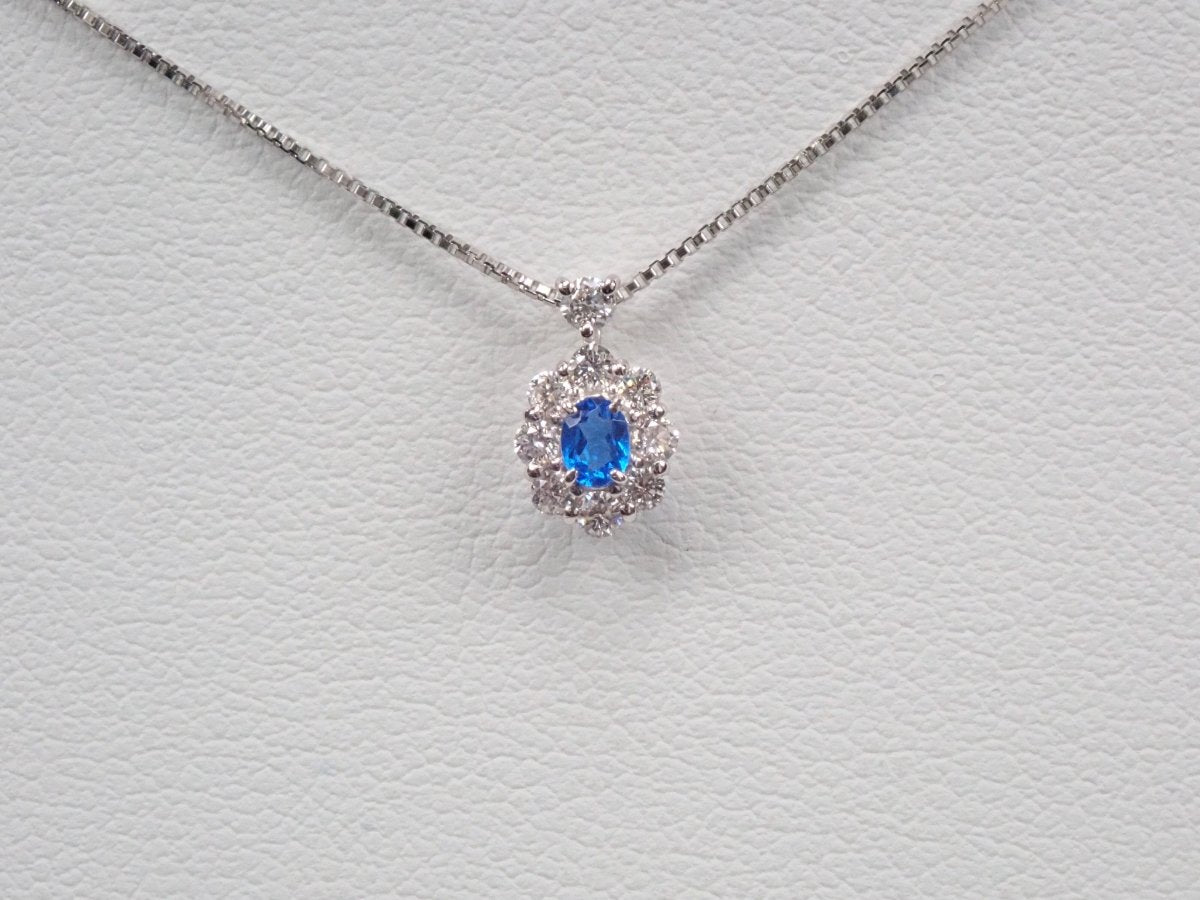 Pt900アウイナイト0.05ct ペンダント(ネックレス) - カラッツSTORE