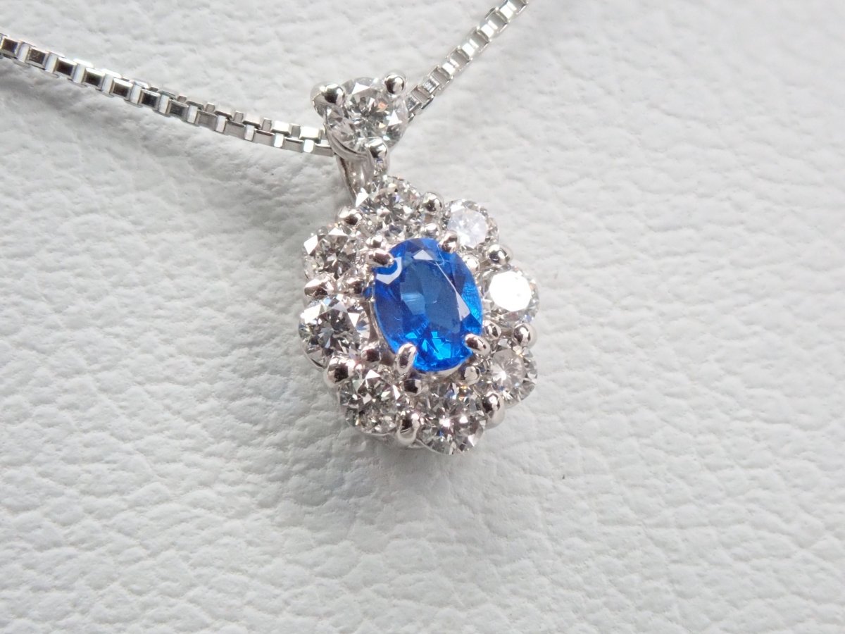 Pt900アウイナイト0.05ct ペンダント(ネックレス) - カラッツSTORE