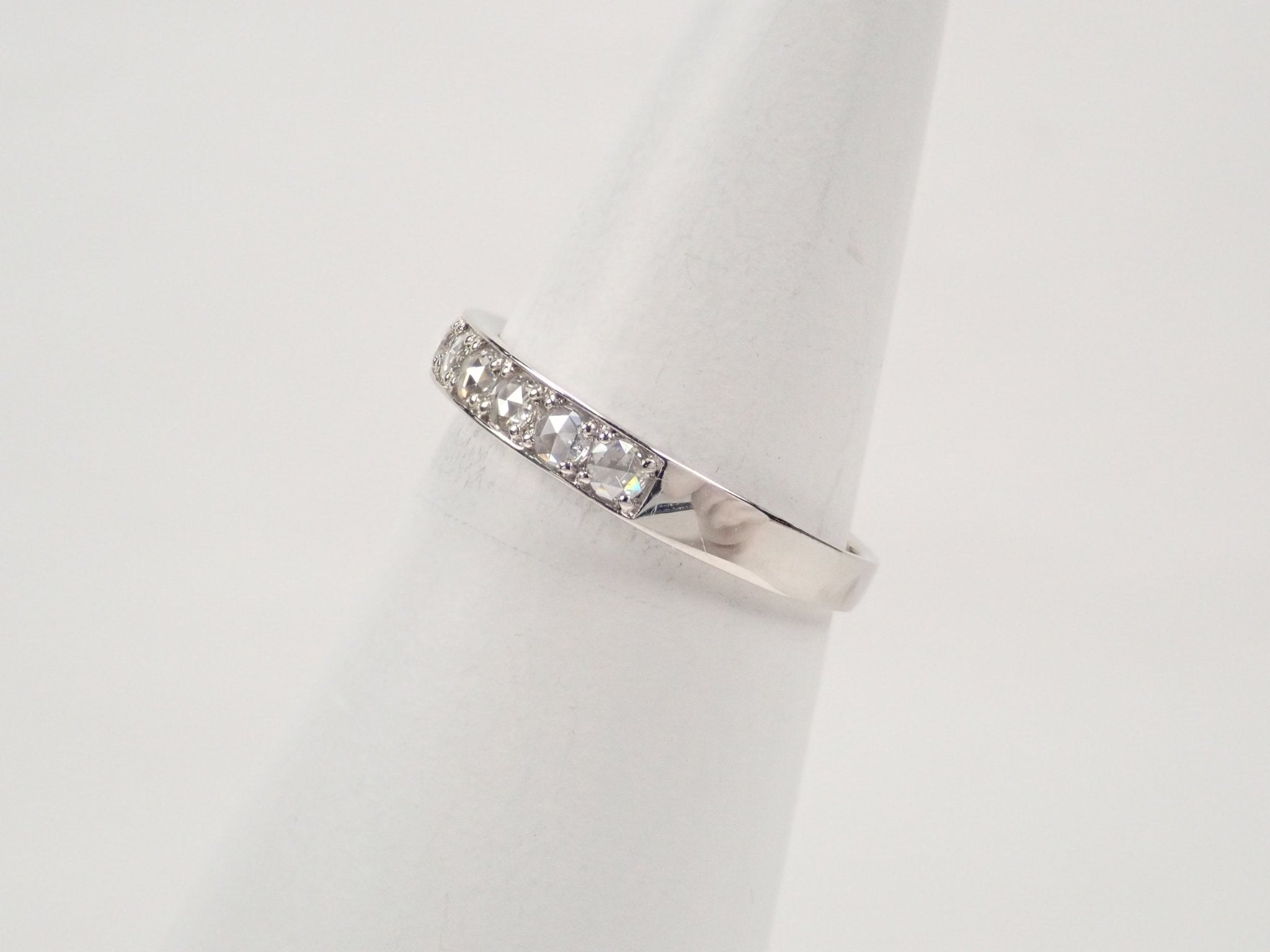 Pt900ローズカットダイヤモンド0.30ct ハーフエタニティリング - KARATZ STORE|カラッツSTORE
