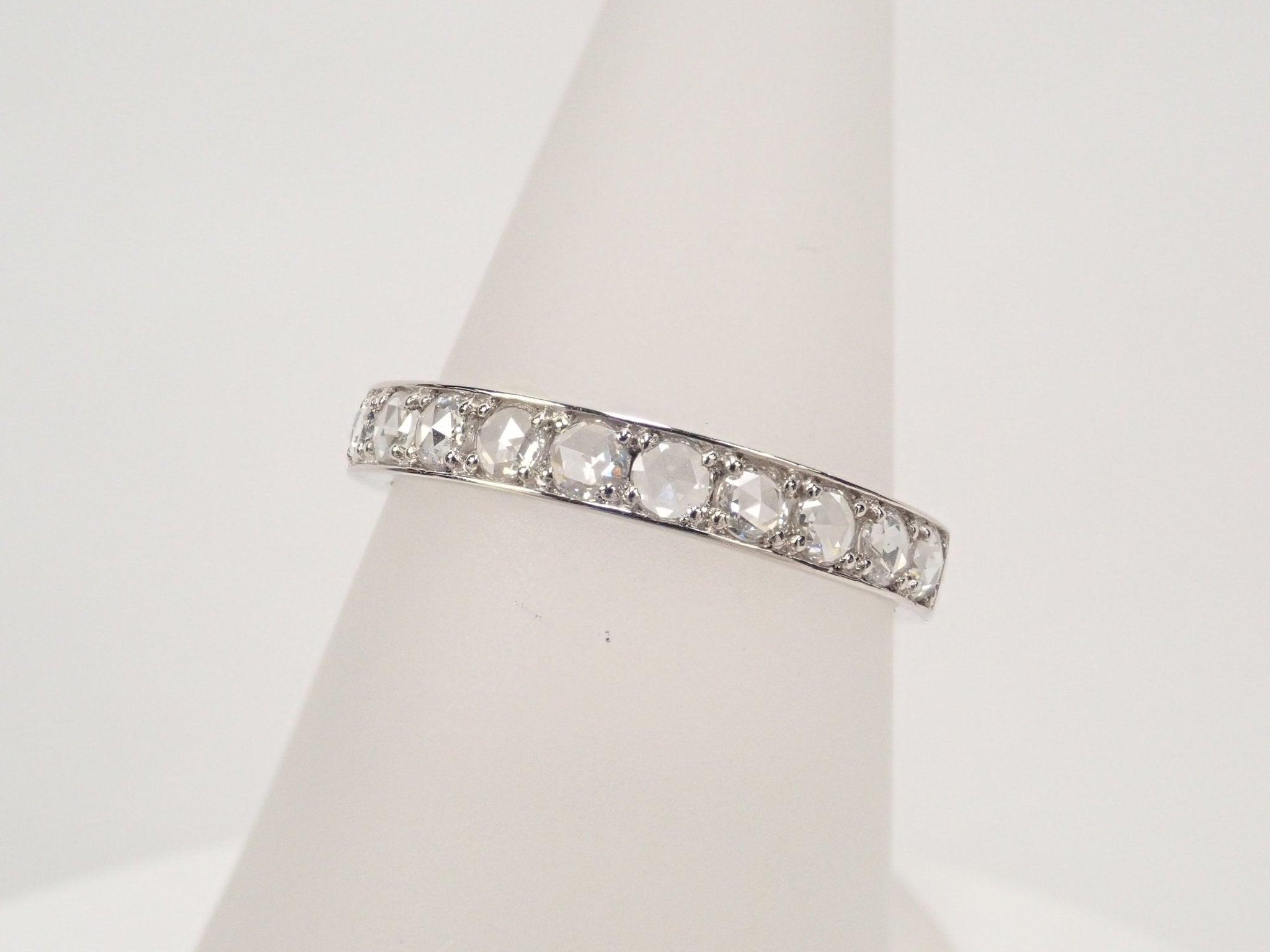 Pt900ローズカットダイヤモンド0.30ct ハーフエタニティリング - KARATZ STORE|カラッツSTORE