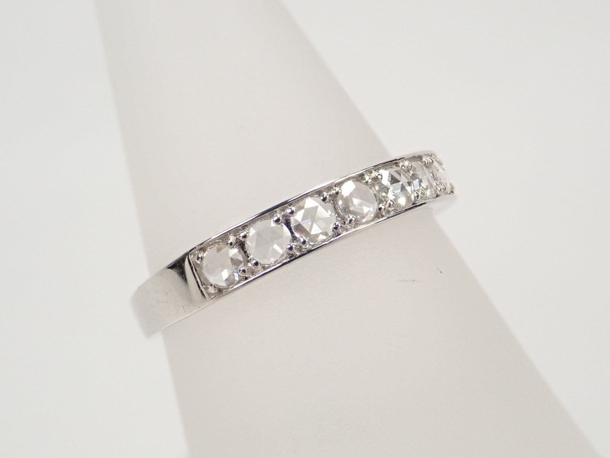 Pt900ローズカットダイヤモンド0.30ct ハーフエタニティリング - KARATZ STORE|カラッツSTORE