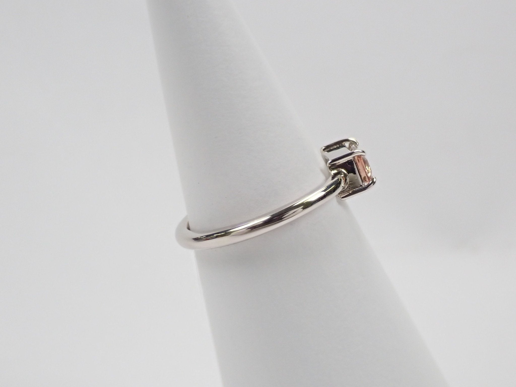 Pt900オレゴンサンストーン0.488ct リング - KARATZ STORE|カラッツSTORE