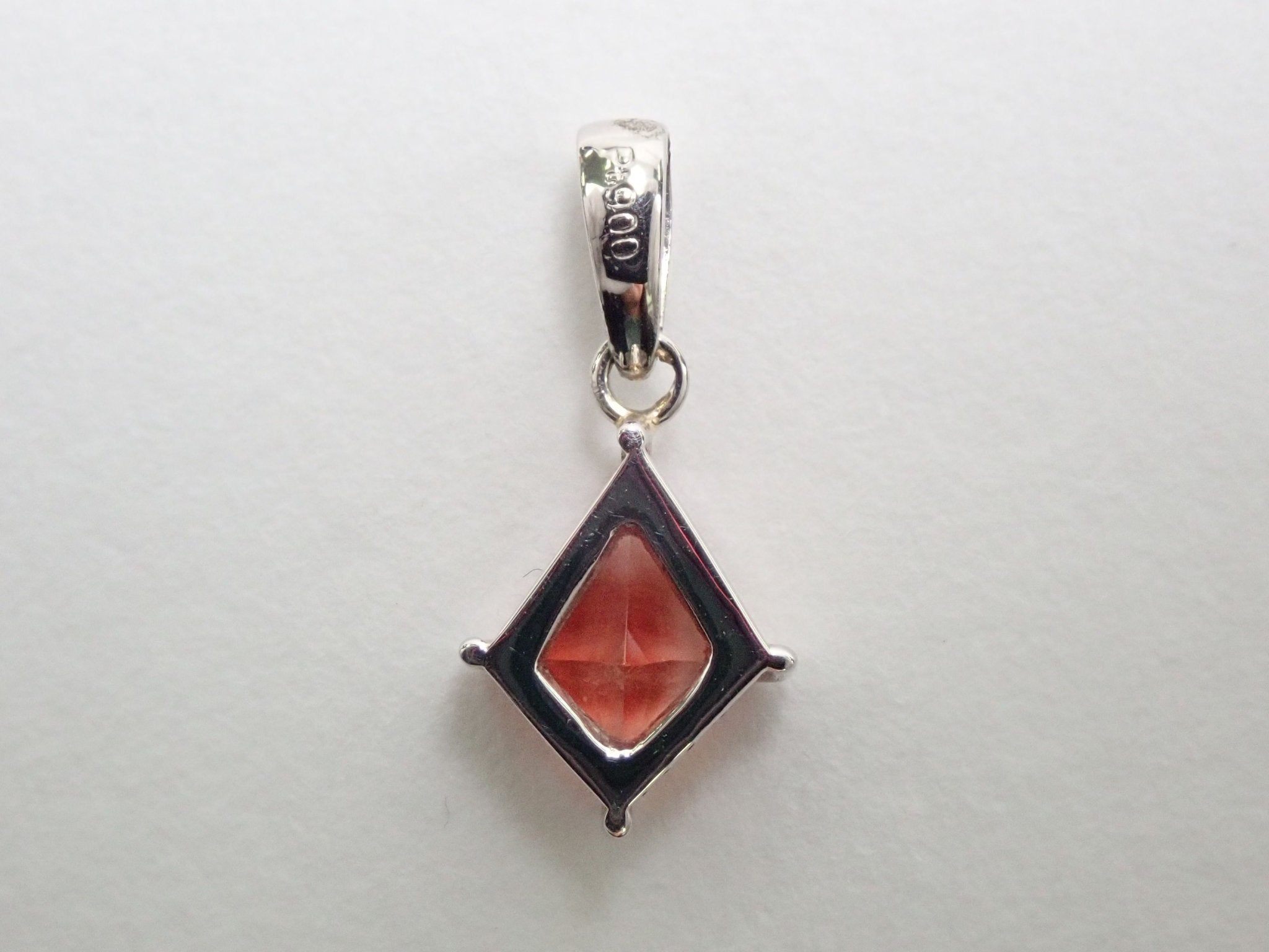 Pt900オレゴンサンストーン0.553ct ペンダントトップ(ネックレストップ) - KARATZ STORE|カラッツSTORE
