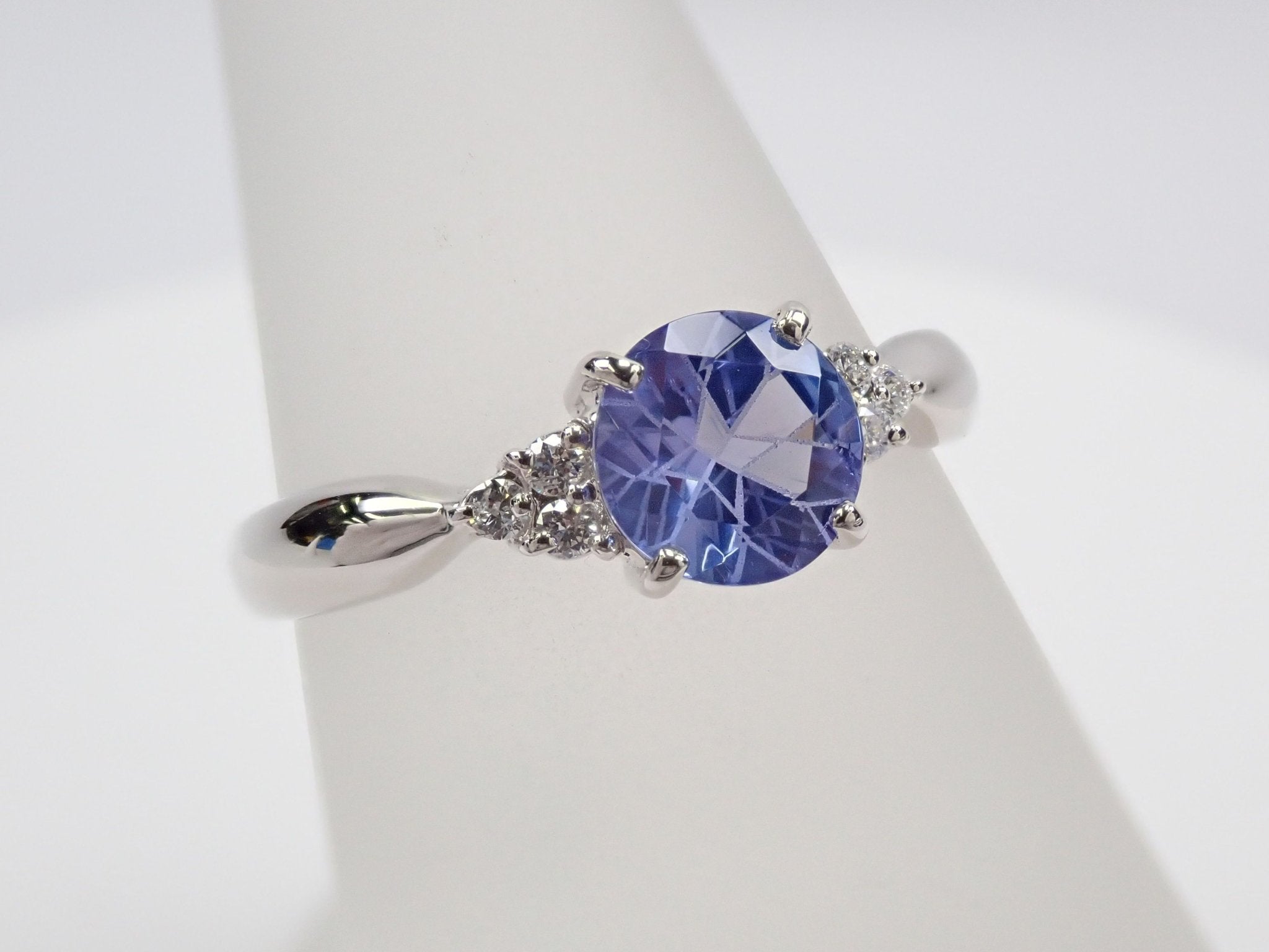 Pt900タンザナイト0.71ct リング - KARATZ STORE|カラッツSTORE