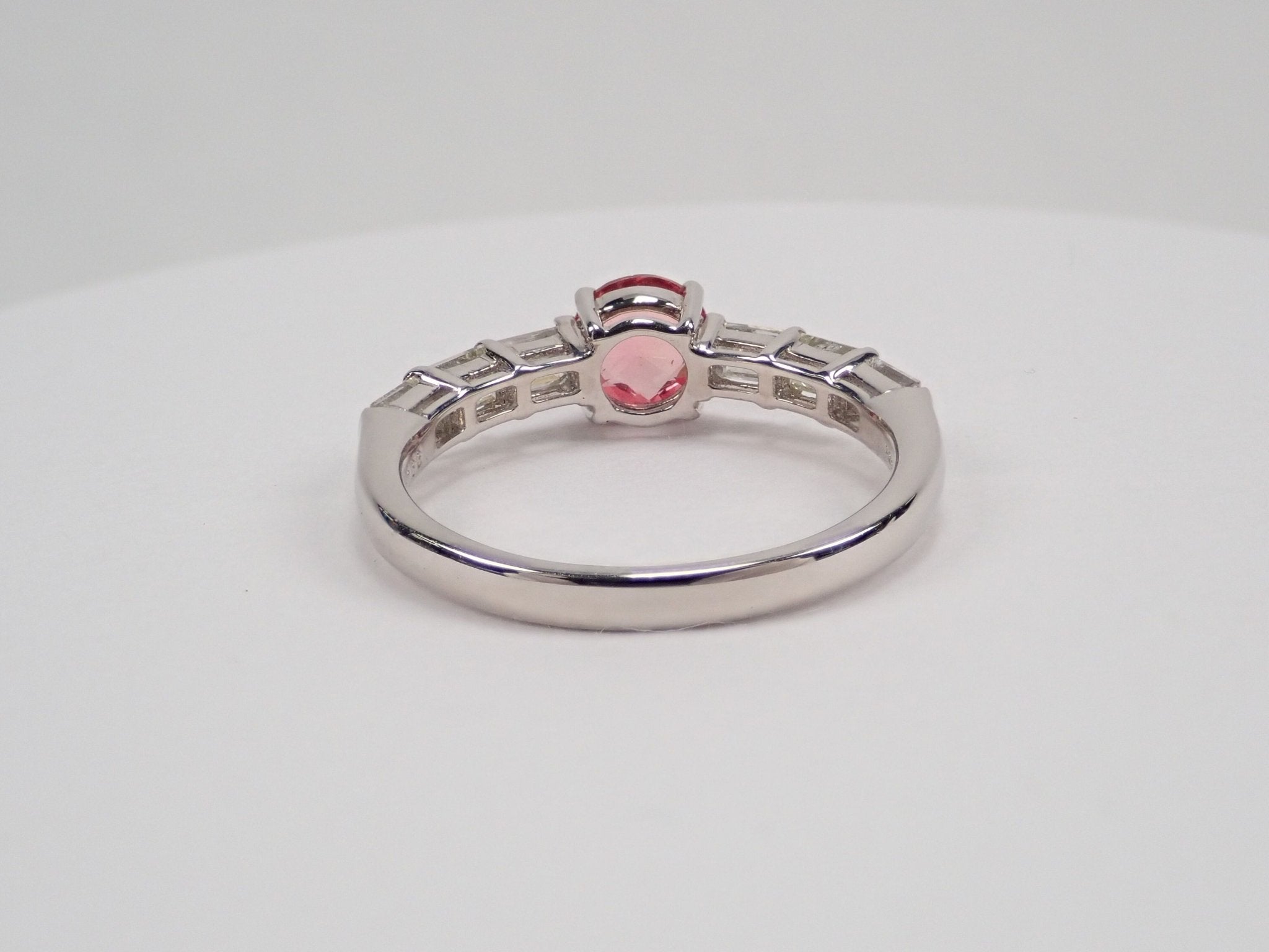 Pt900パパラチアサファイア0.776ct リング DGL鑑付 - KARATZ STORE|カラッツSTORE