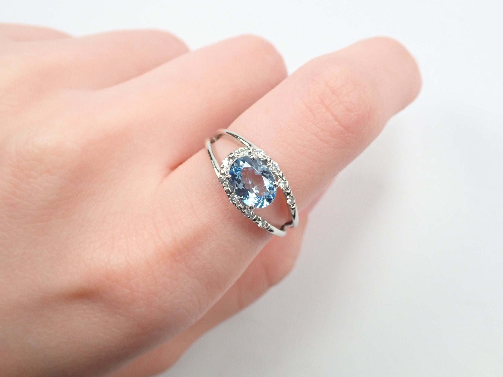 Pt900アクアマリン0.82ct リング - KARATZ STORE|カラッツSTORE