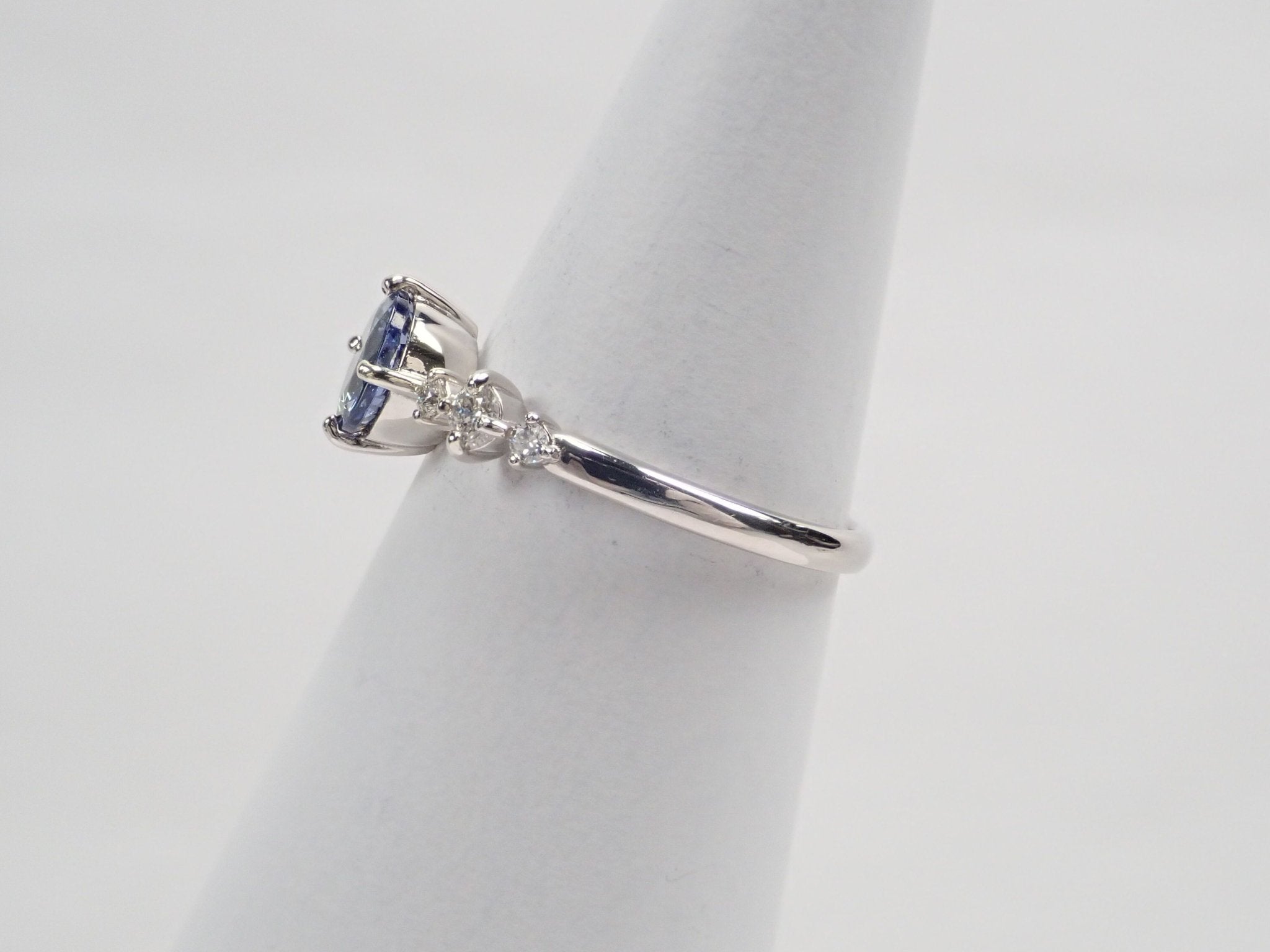 Pt900タンザナイト0.88ct リング - KARATZ STORE|カラッツSTORE